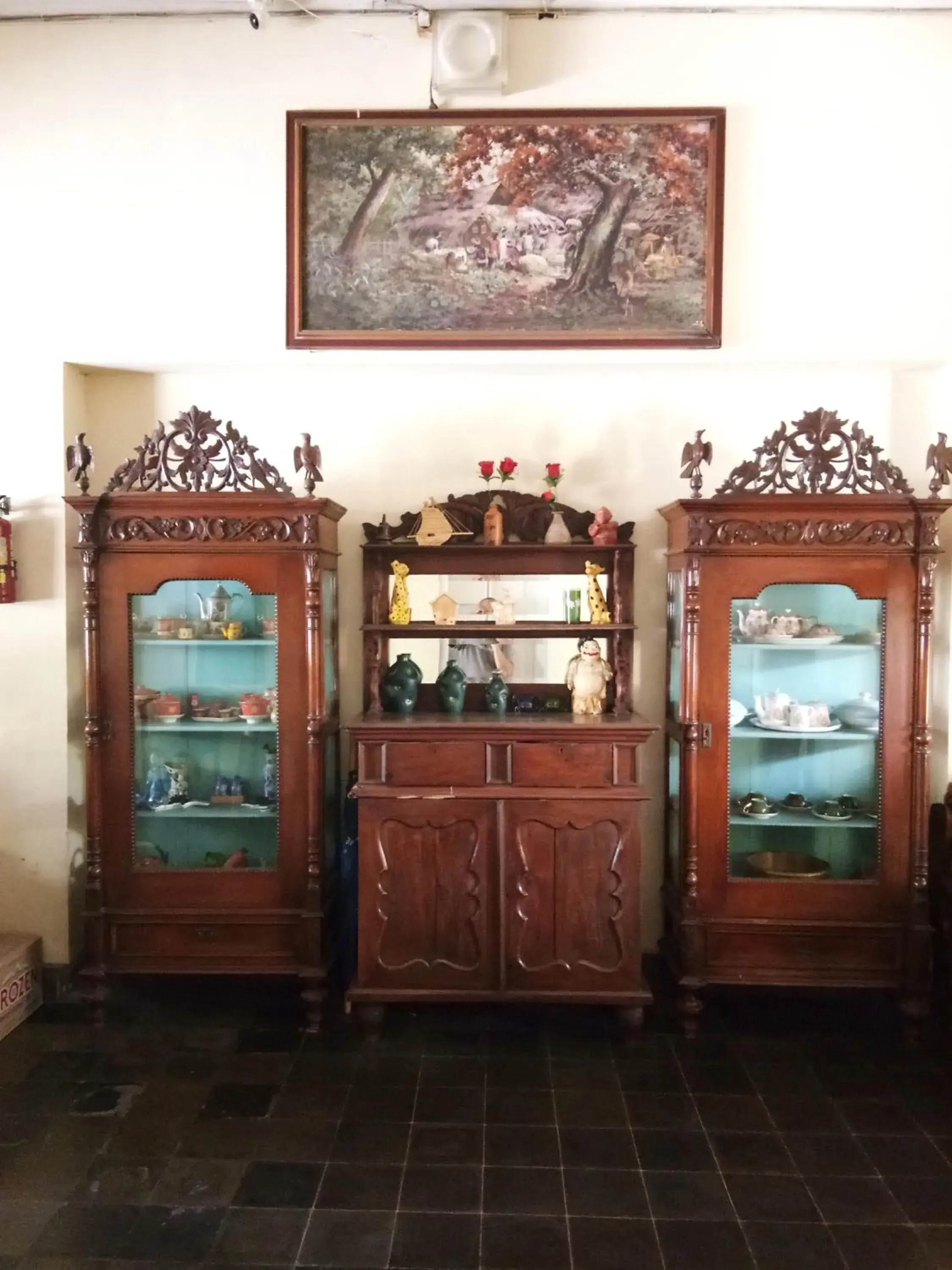 On-site shops in Prayogo Lama Family GH Prawirotaman On-site shops in Prayogo Lama Family GH Prawirotaman