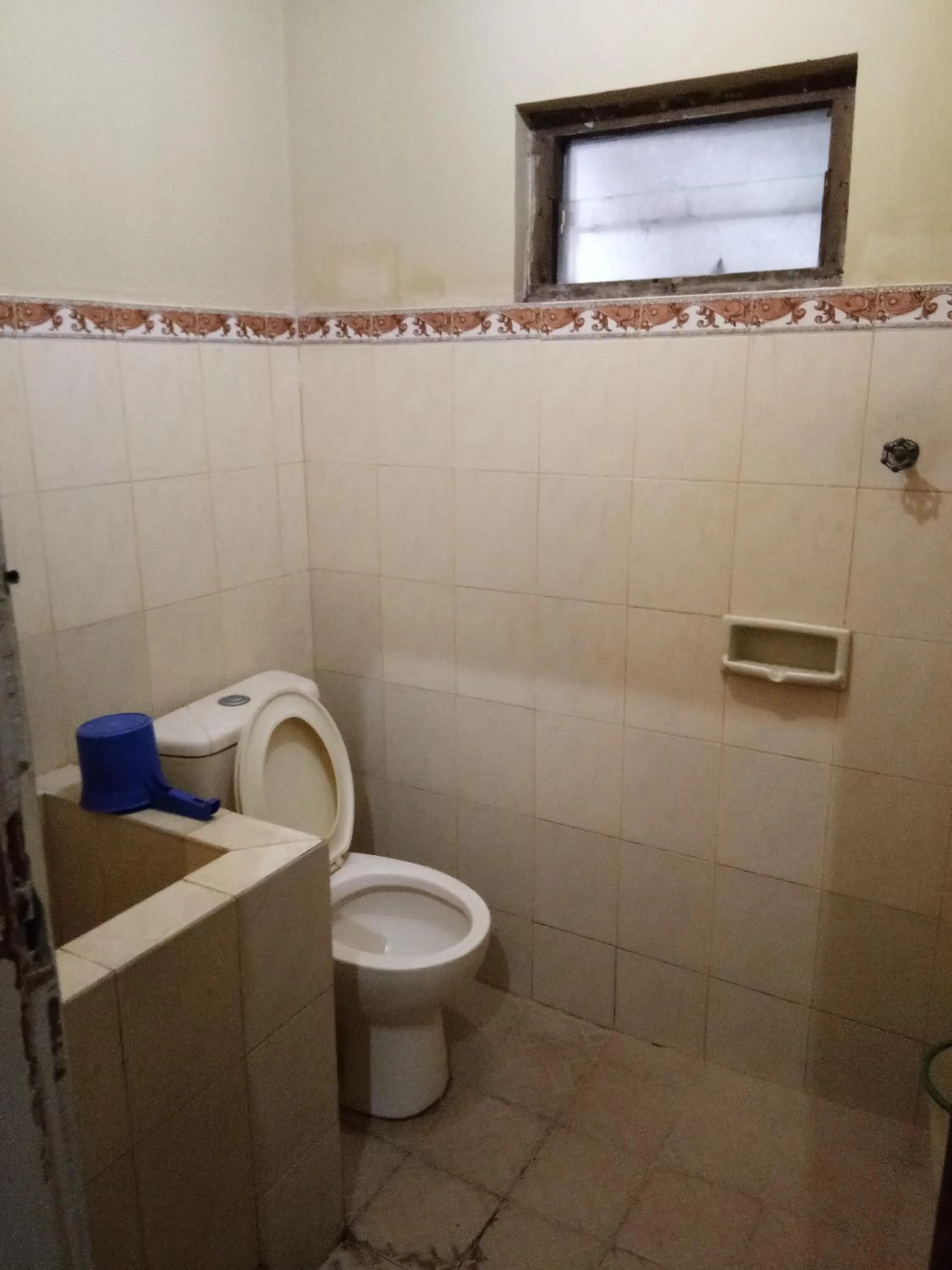 Bathroom in Prayogo Lama Family GH Prawirotaman