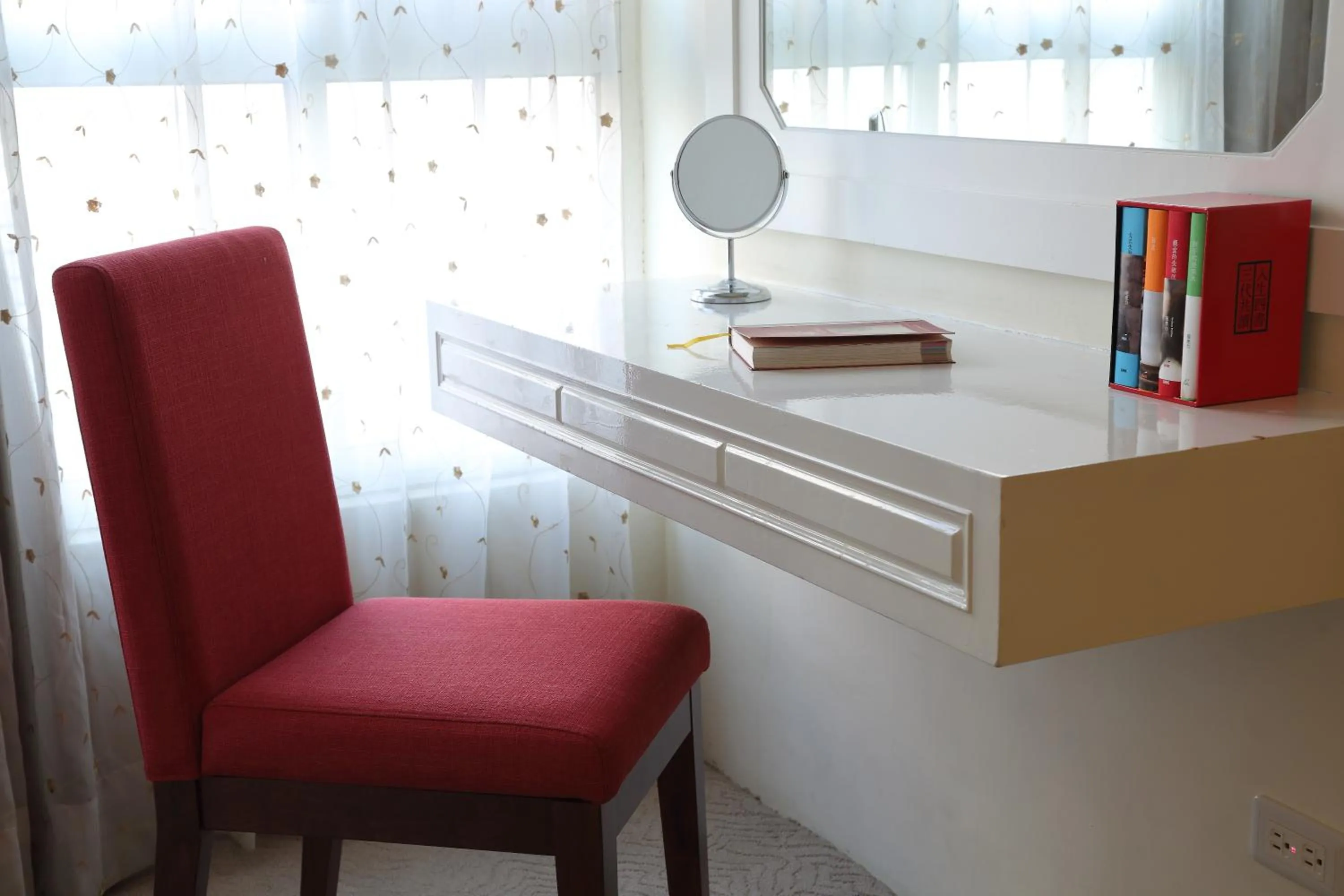 Decorative detail in In One City Inn