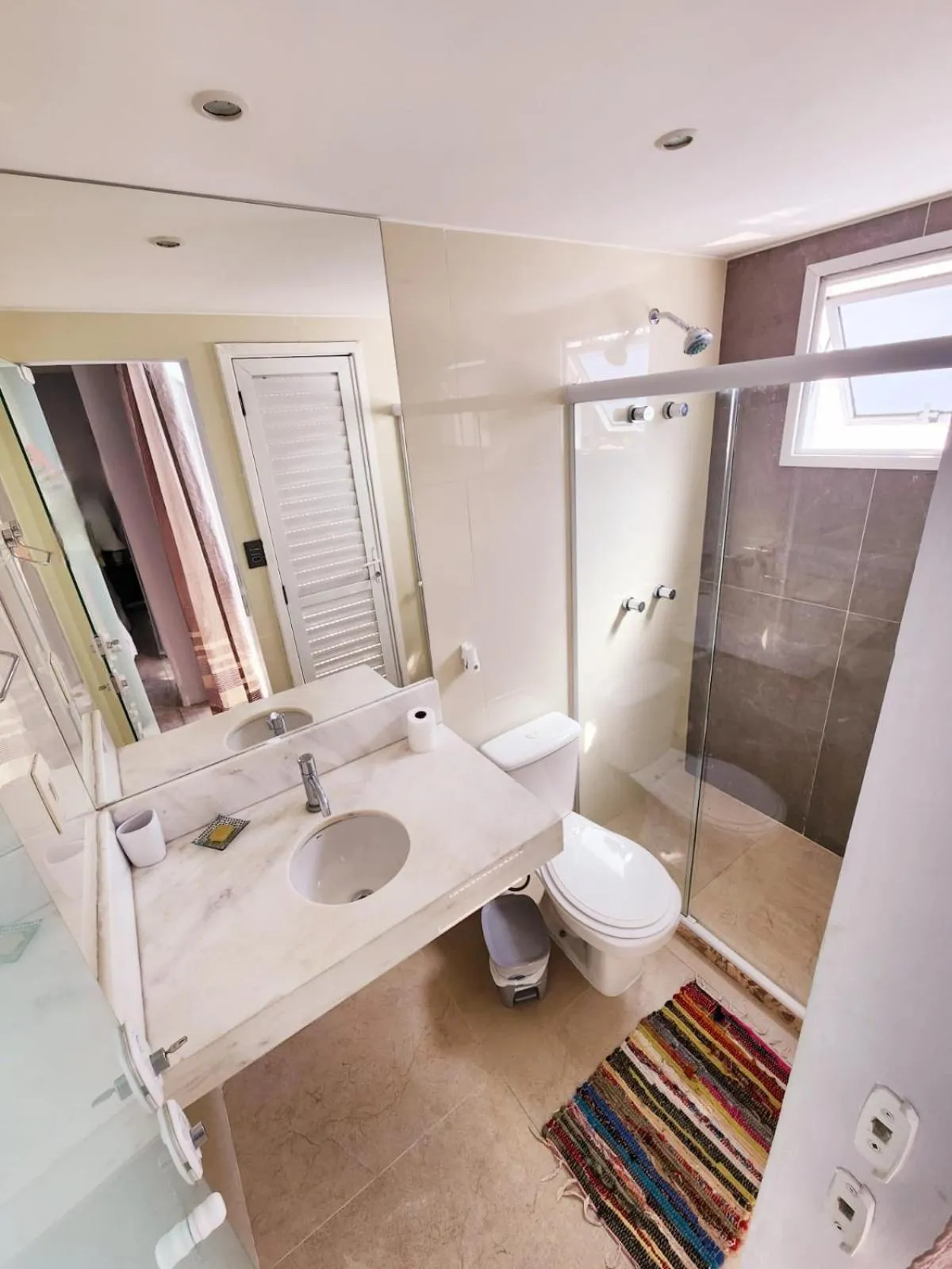 Shower in Cobertura em Ondina