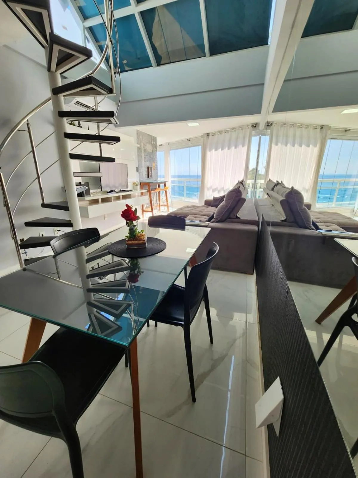 Living room in Cobertura em Ondina