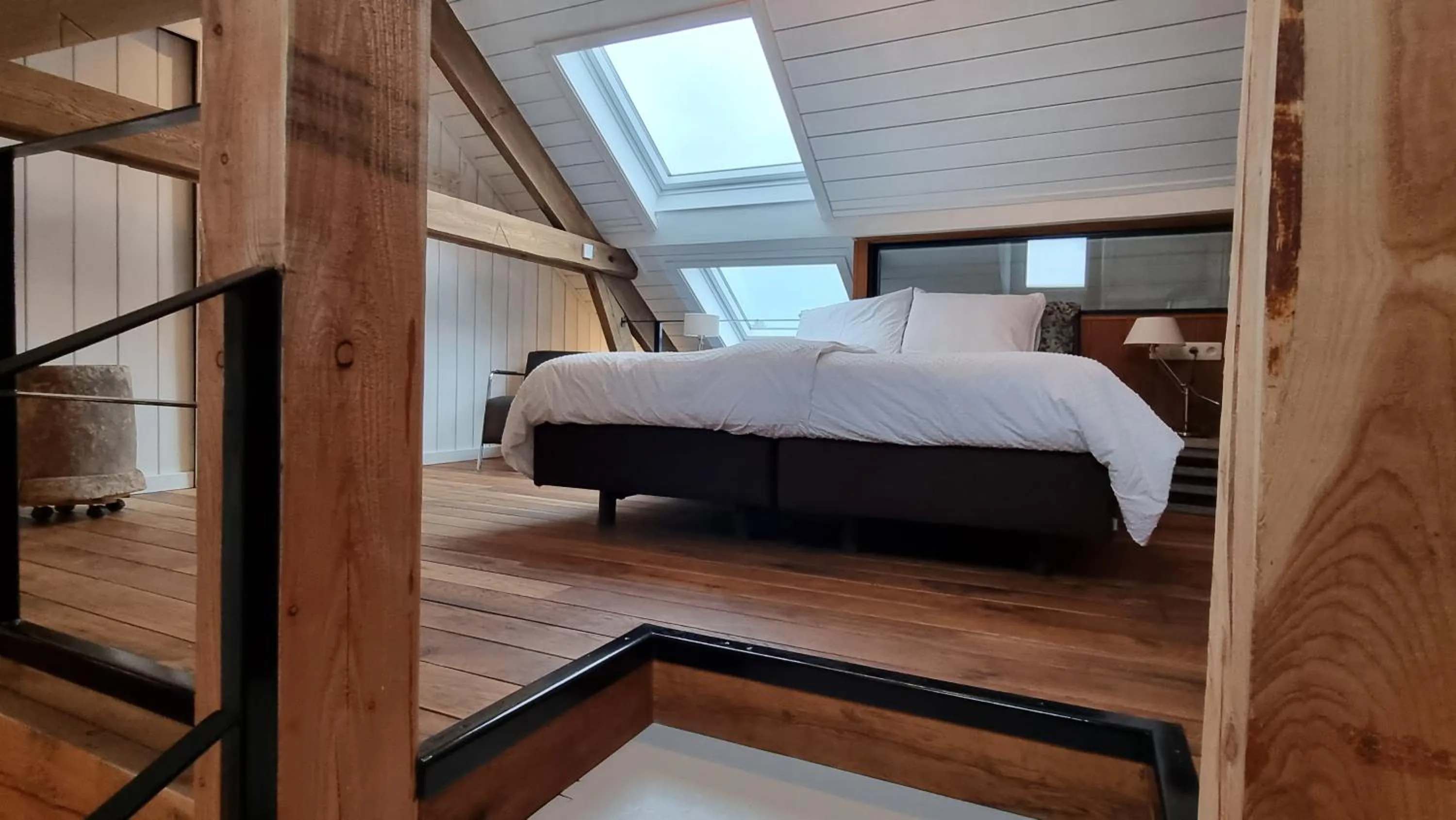 Bed in Een vleugje wellness in de Voerstreek - Bed & Brocante Onder de Poort