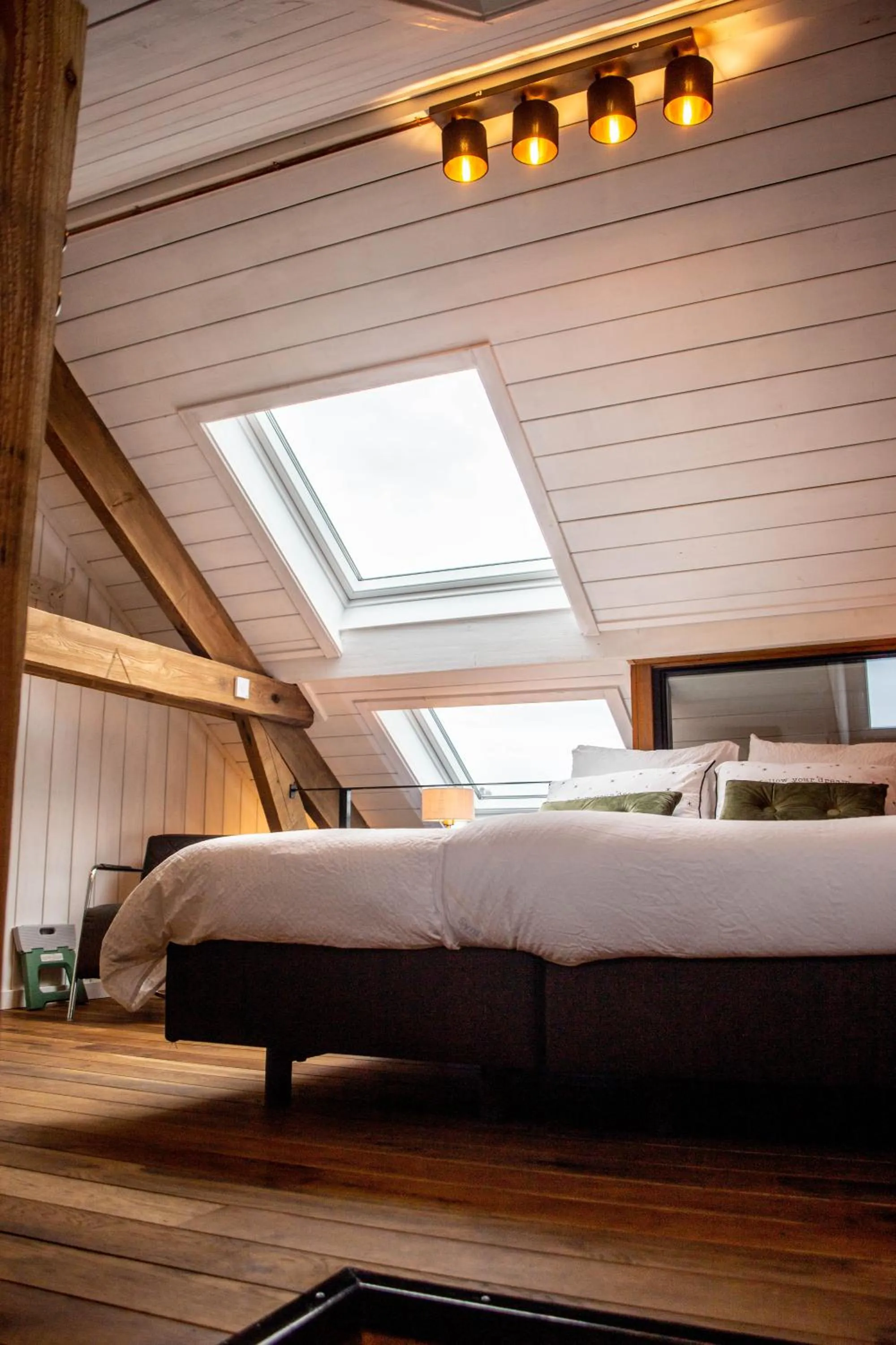 Bed in Een vleugje wellness in de Voerstreek - Bed & Brocante Onder de Poort