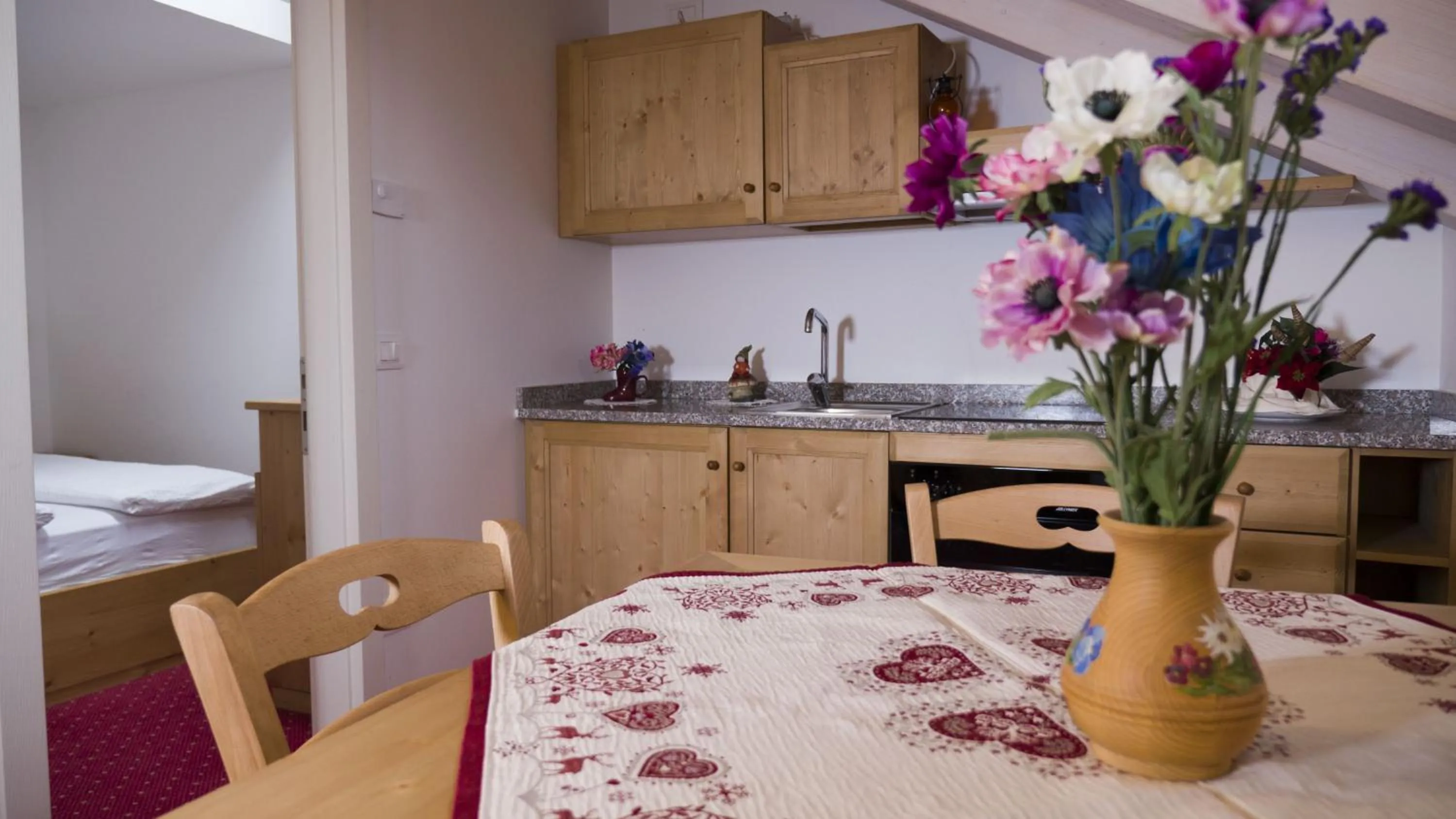 Kitchen or kitchenette in Hotel B&B Francolini