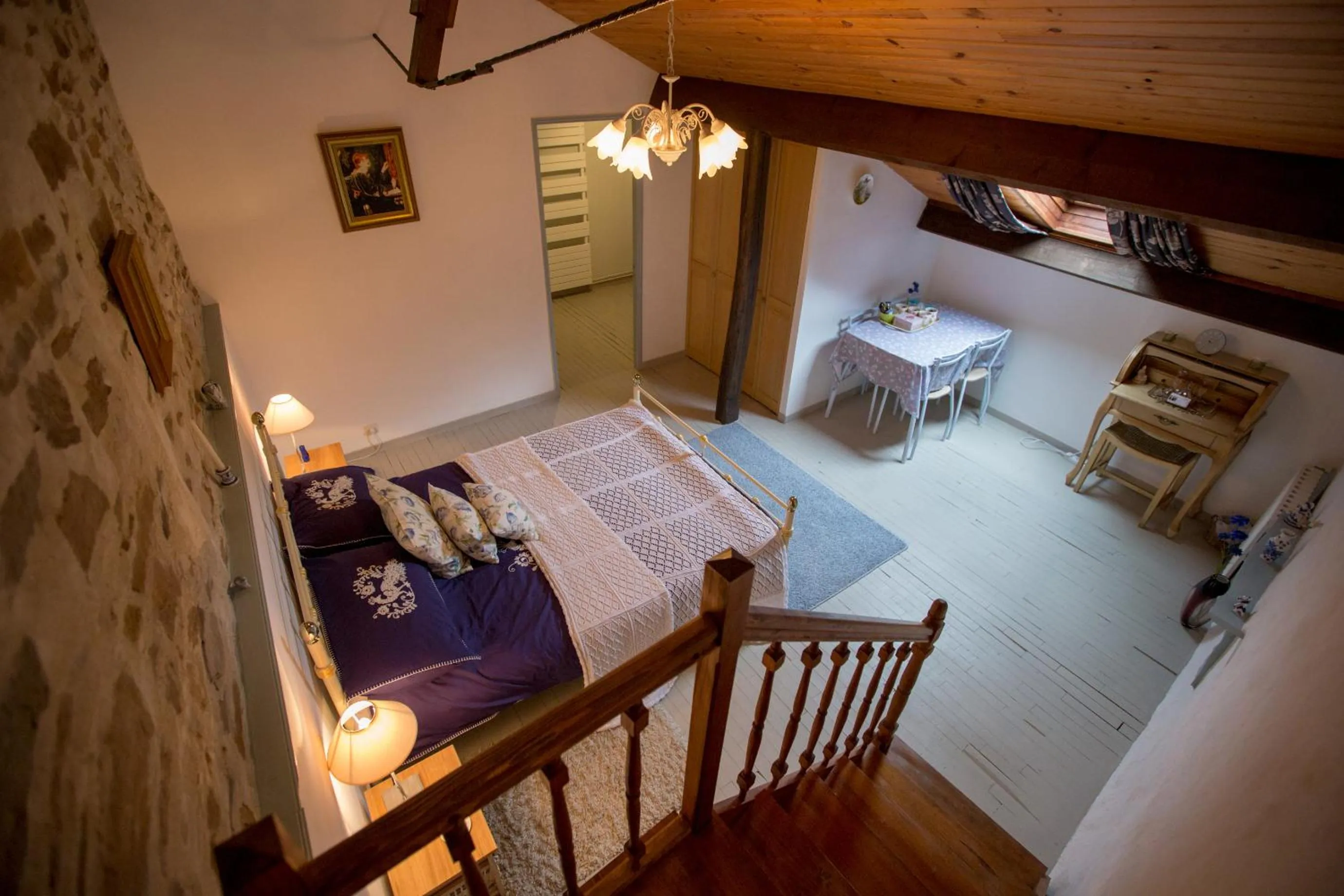 Bed in La Maison Des Fleurs