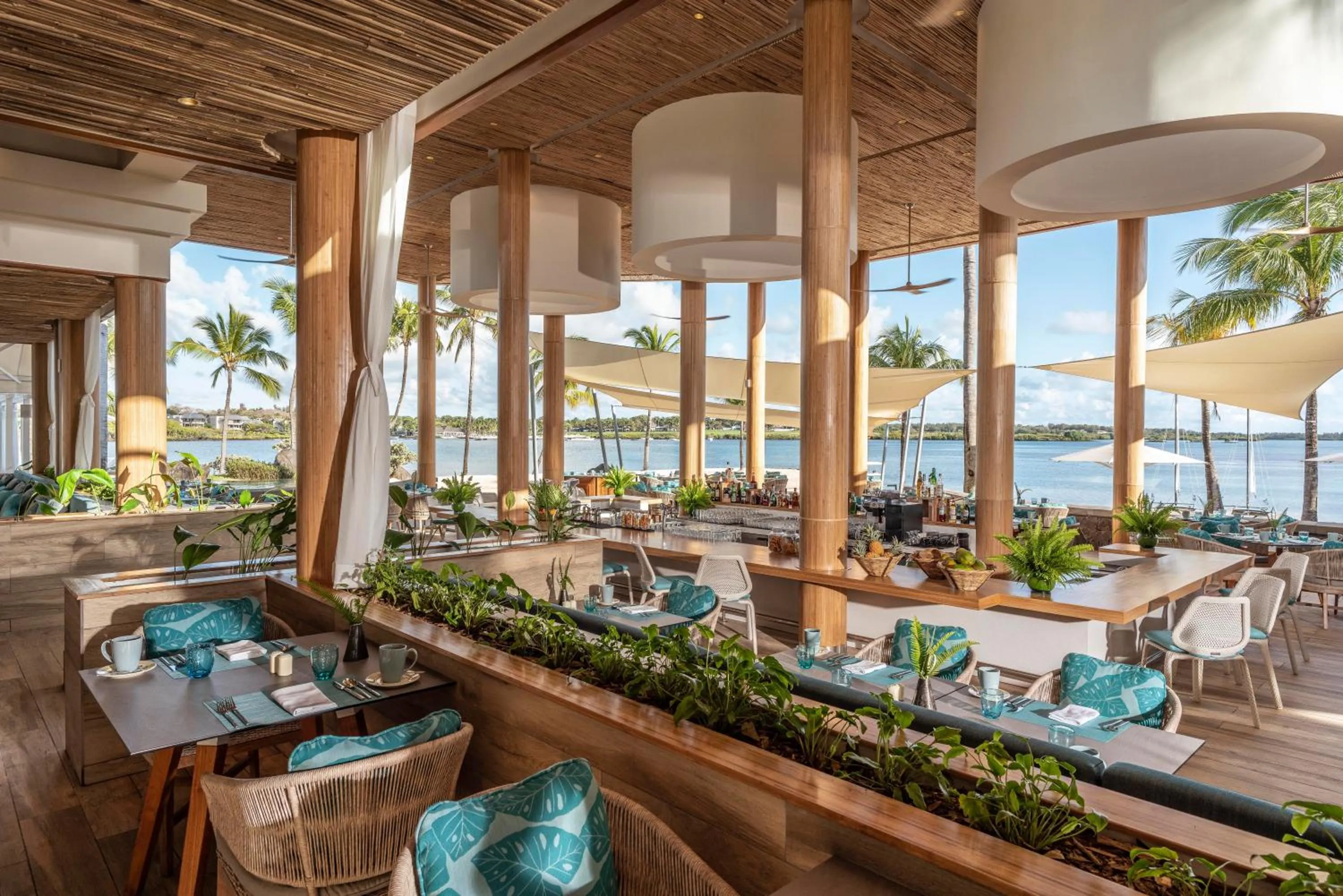 Restaurant/places to eat in Four Seasons Resort Mauritius at Anahita