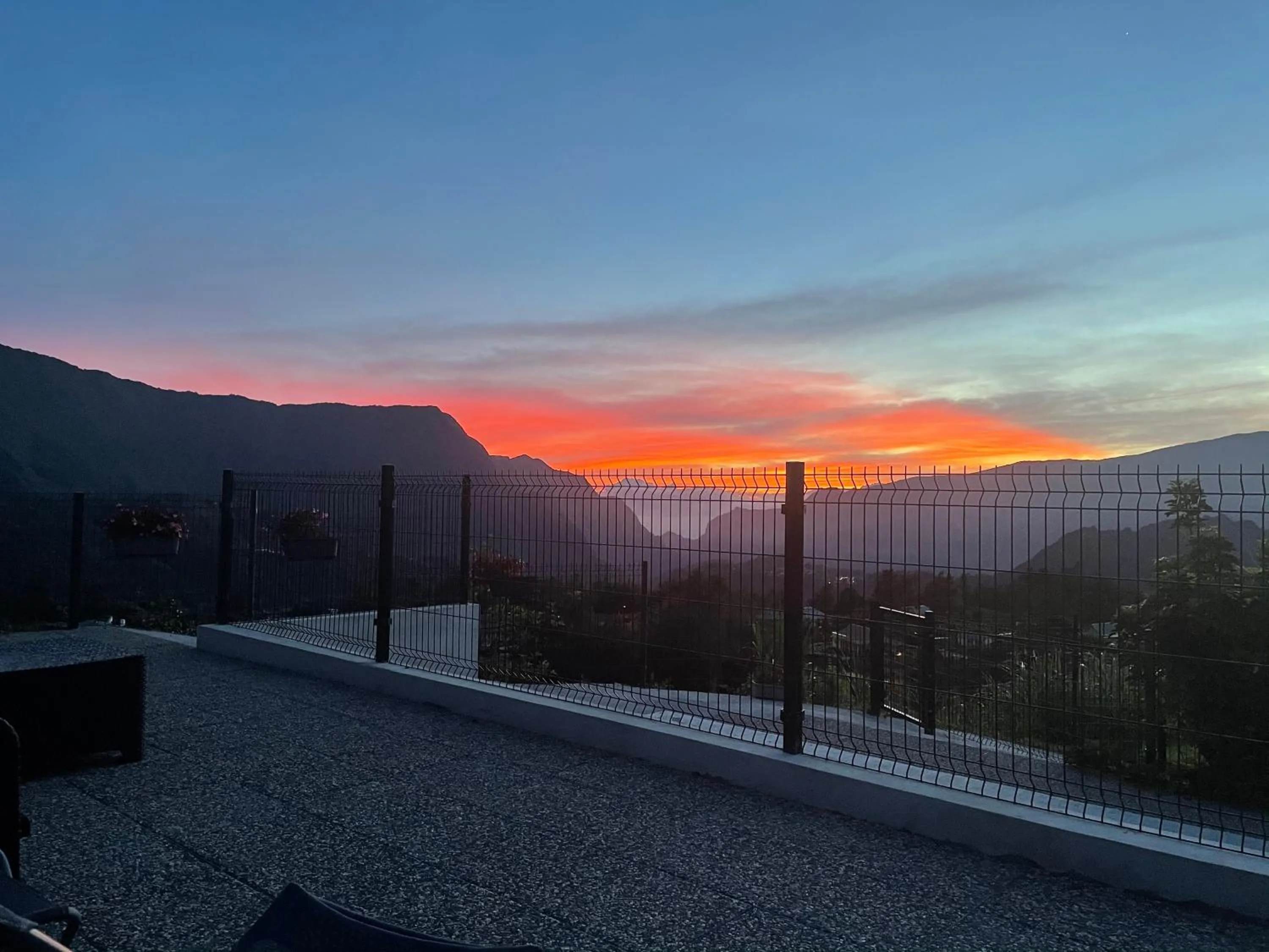 Sunrise in Ô cœur de l’île