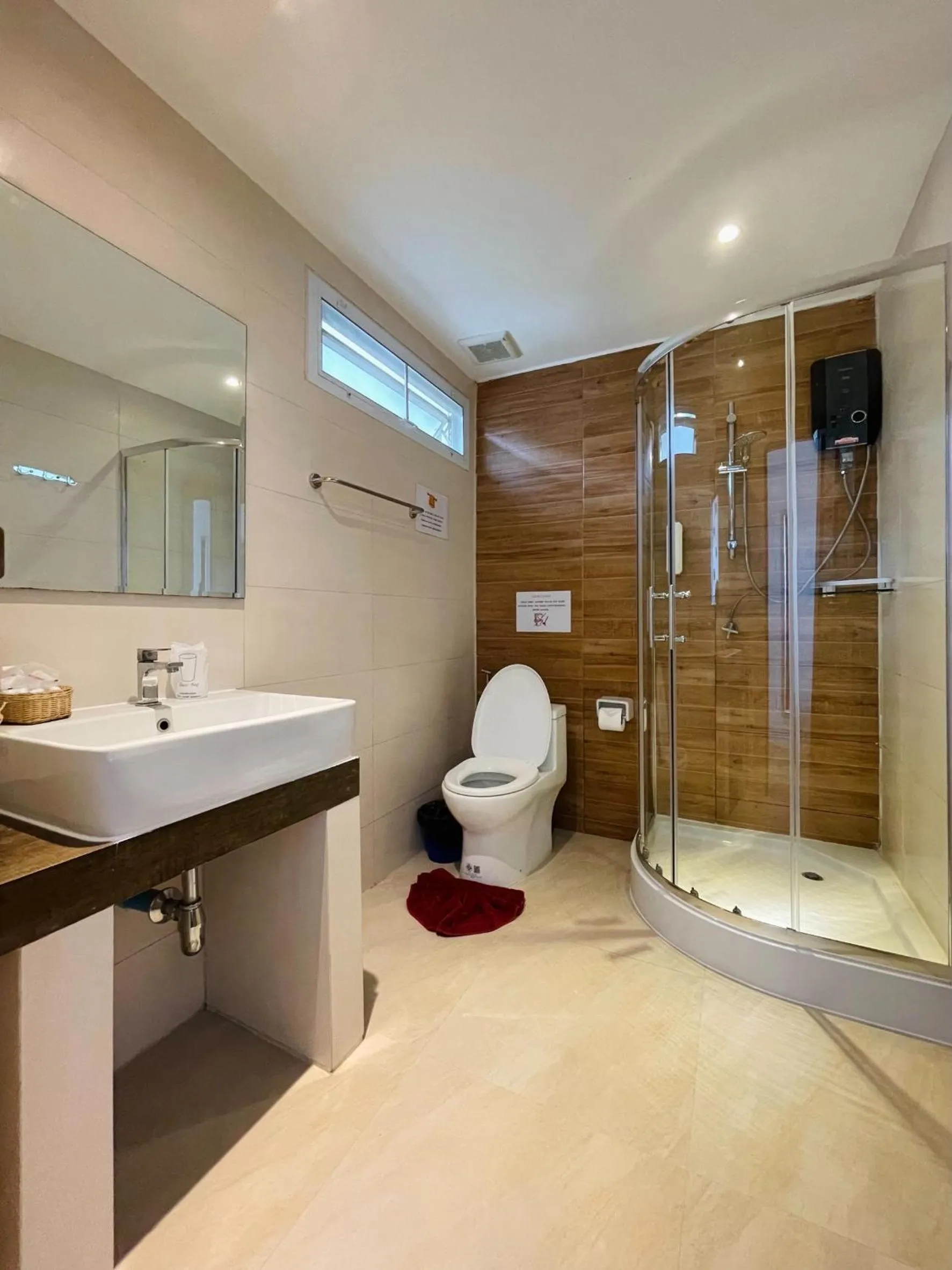 Shower in Pico Samui