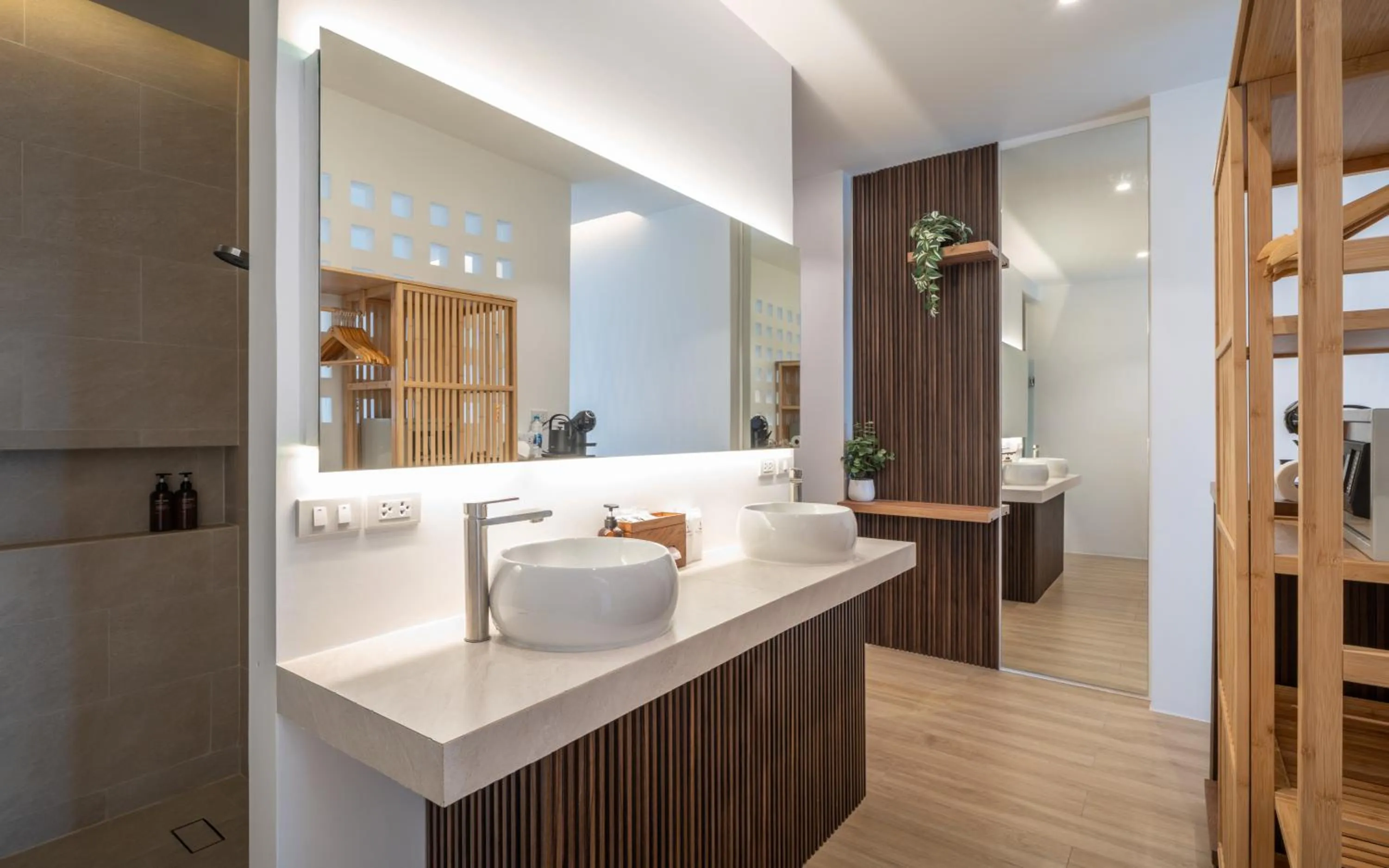 Bathroom, Bed in Pico Samui