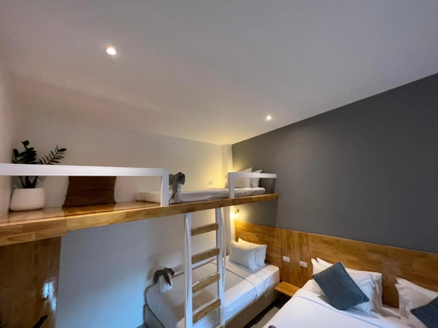 bunk bed, Bed in Pico Samui