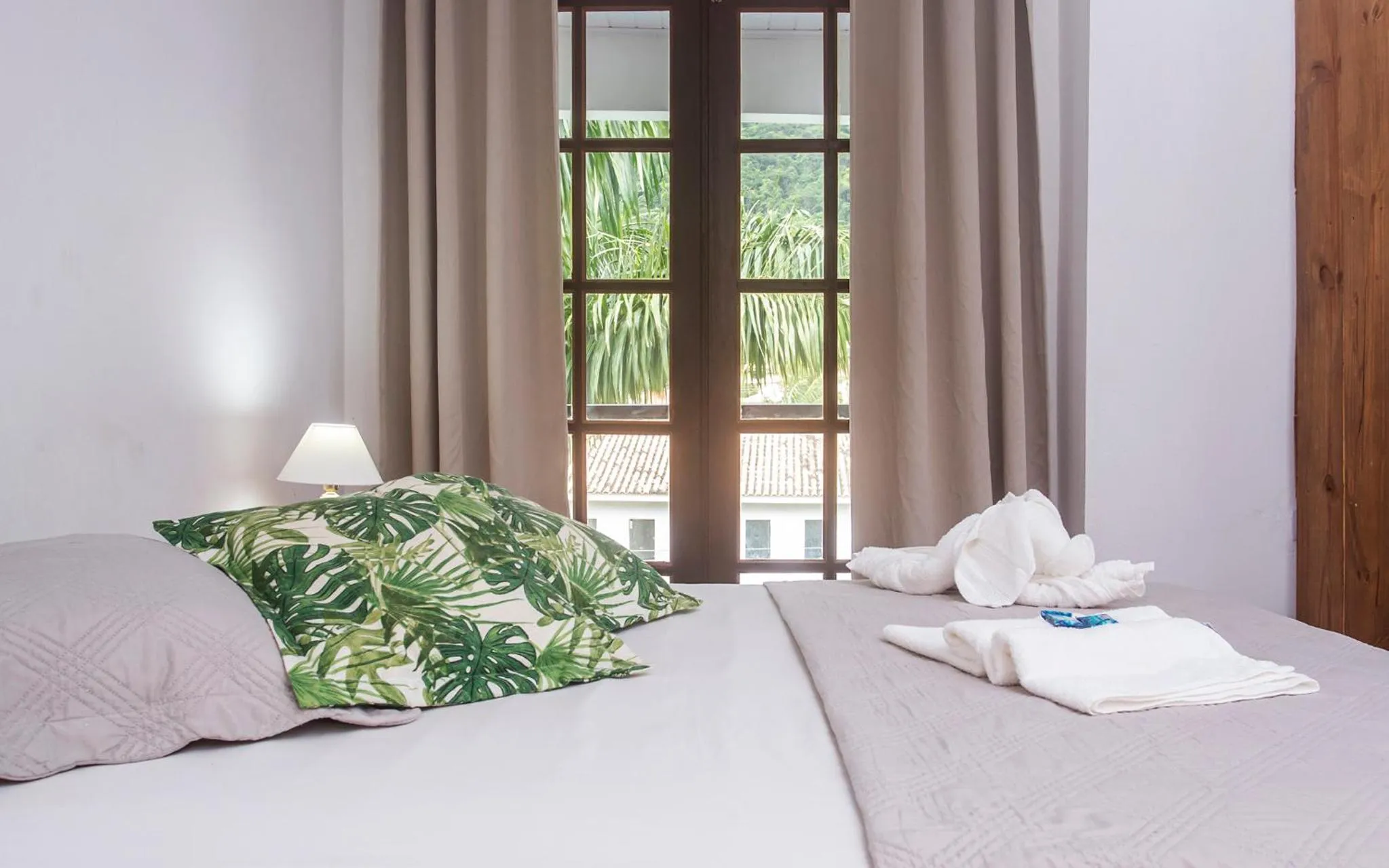 Bedroom, Bed in Pousada Castelinho