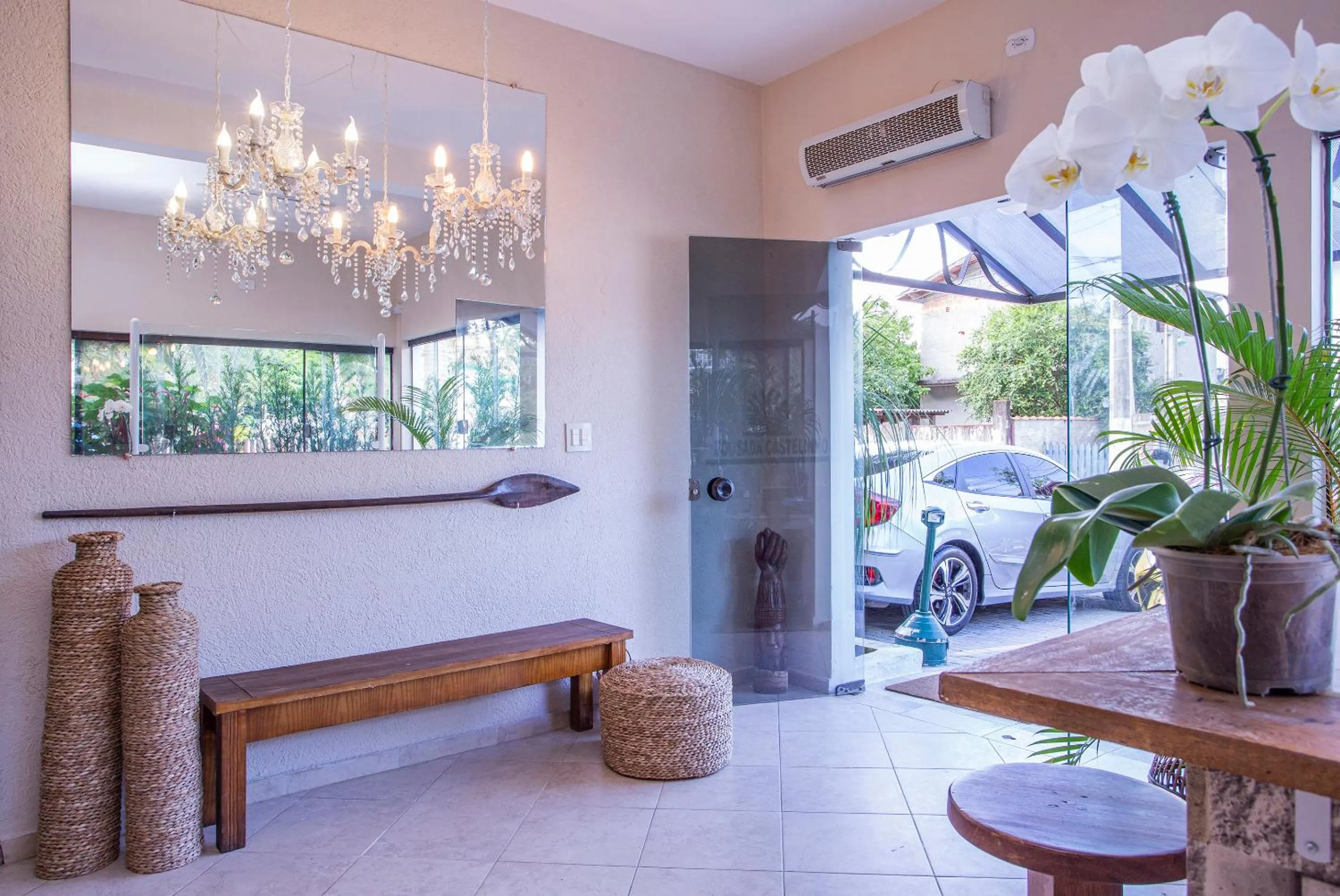 Lobby or reception in Pousada Castelinho