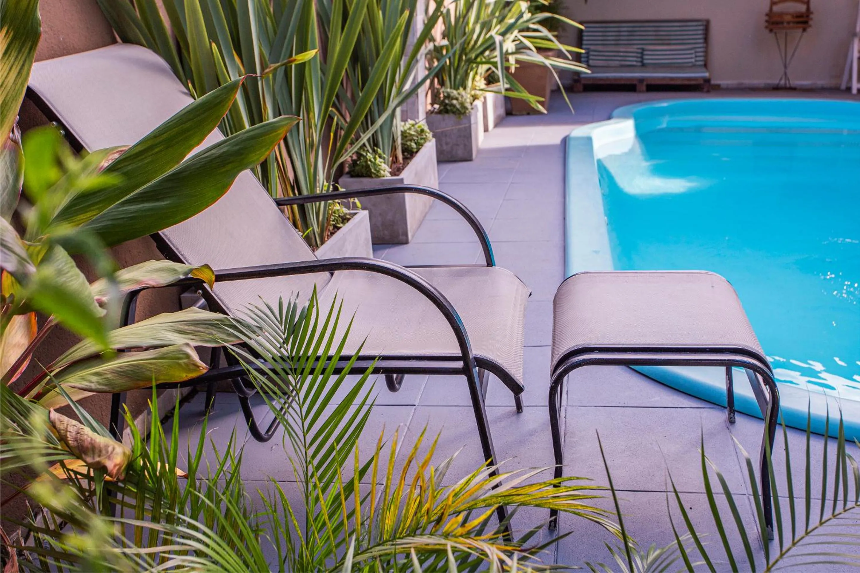 Swimming pool in Pousada Castelinho