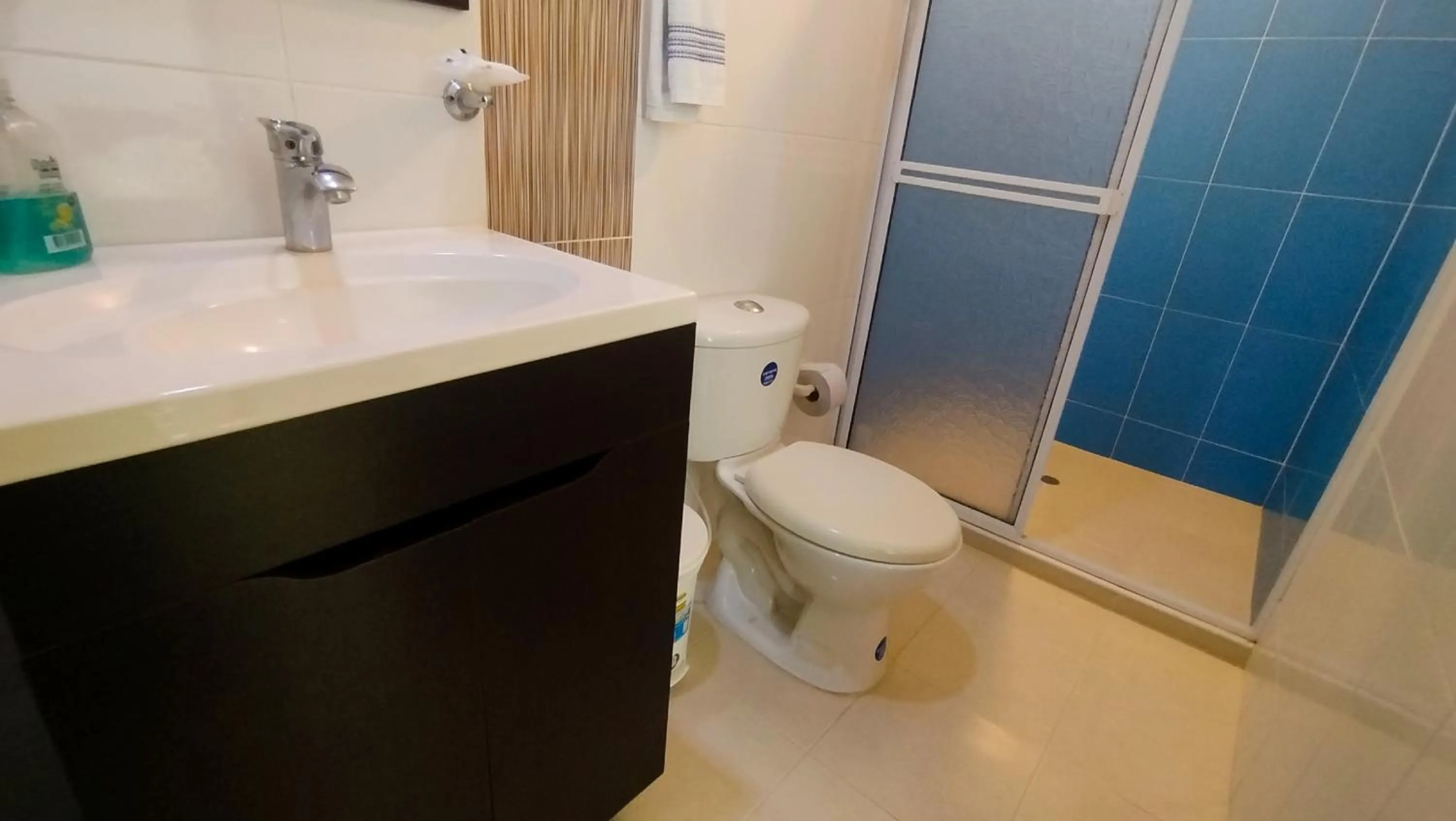 Shower in Casa Luna Hotel