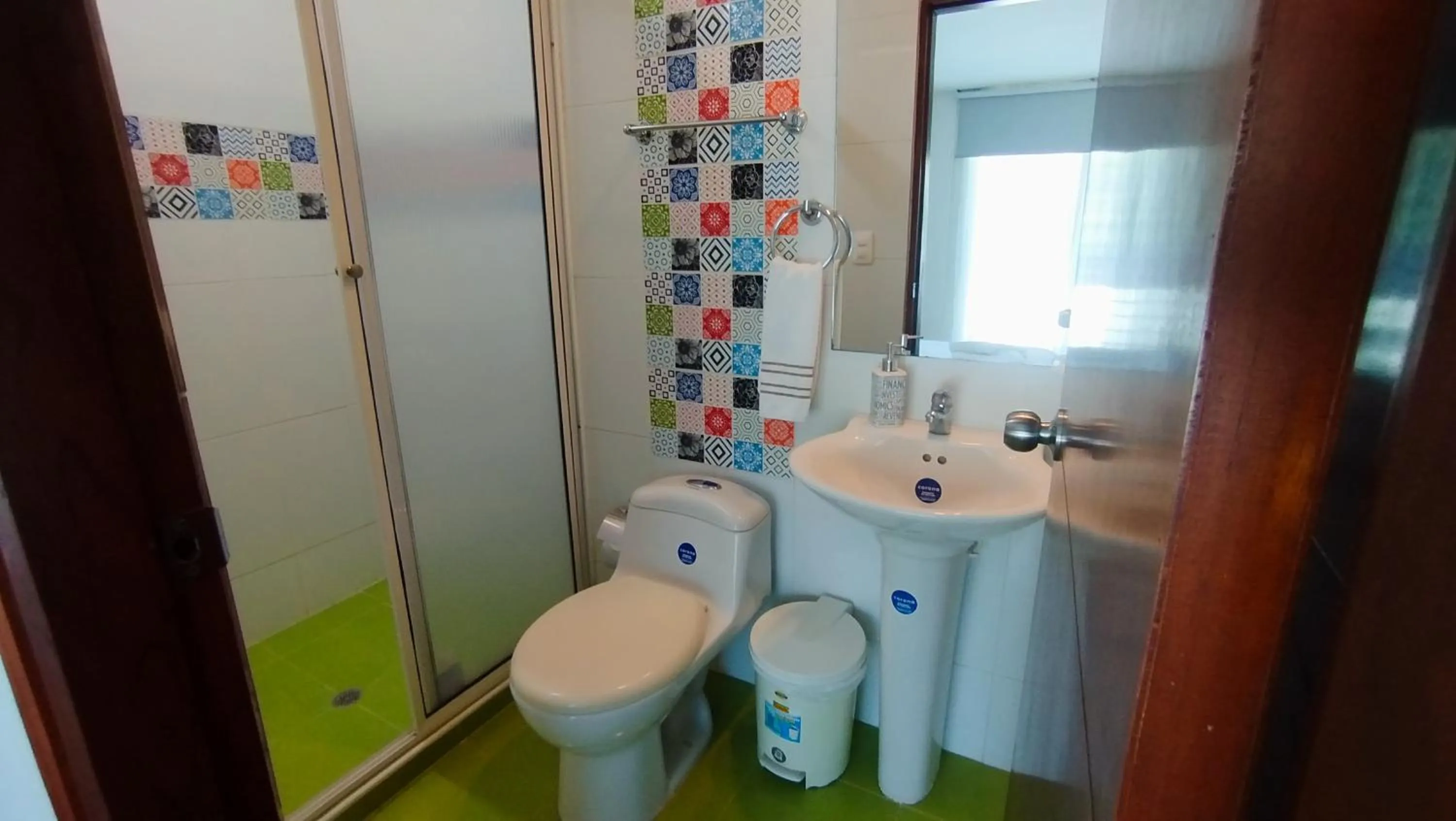 Shower in Casa Luna Hotel