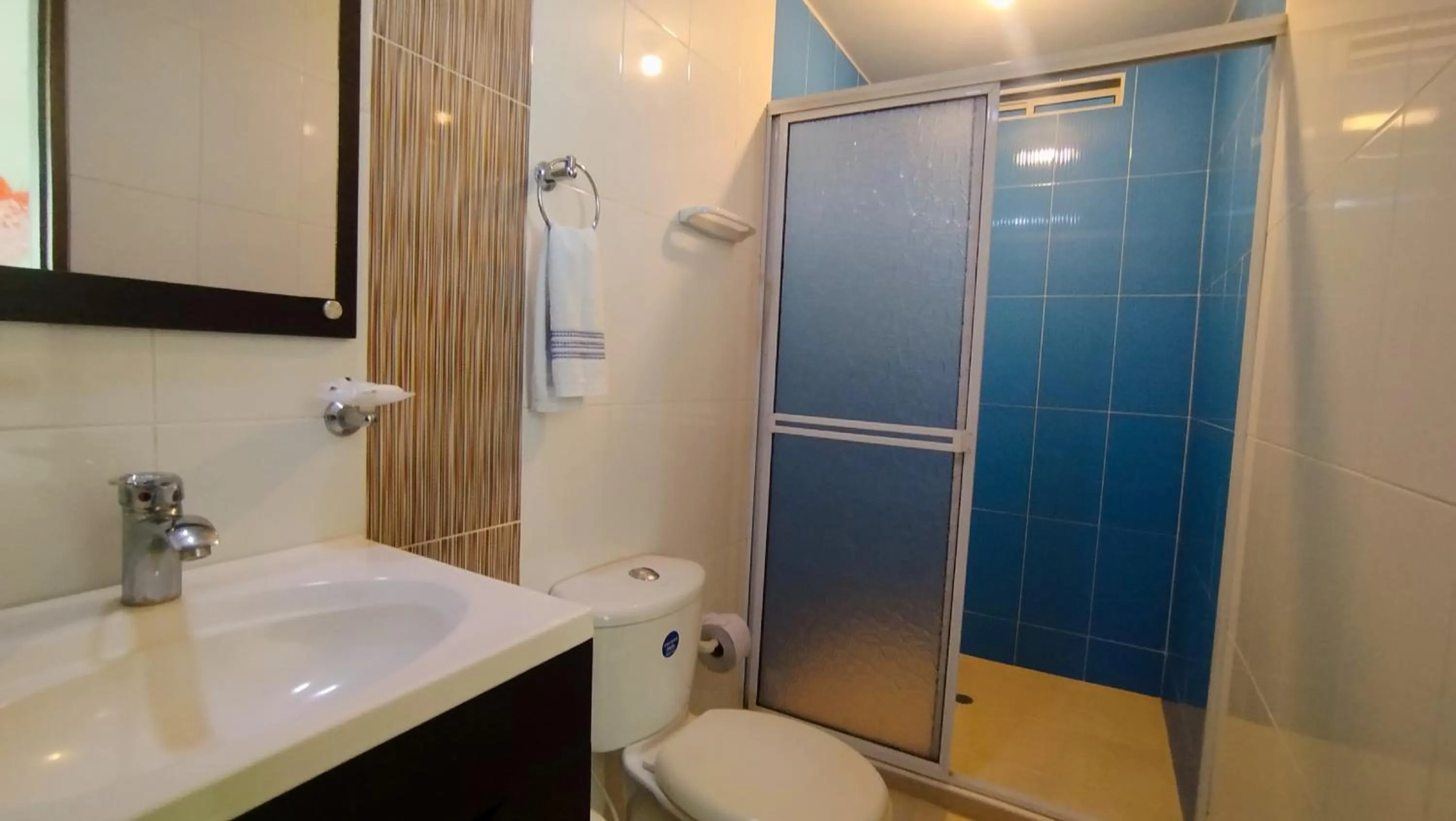 Shower in Casa Luna Hotel