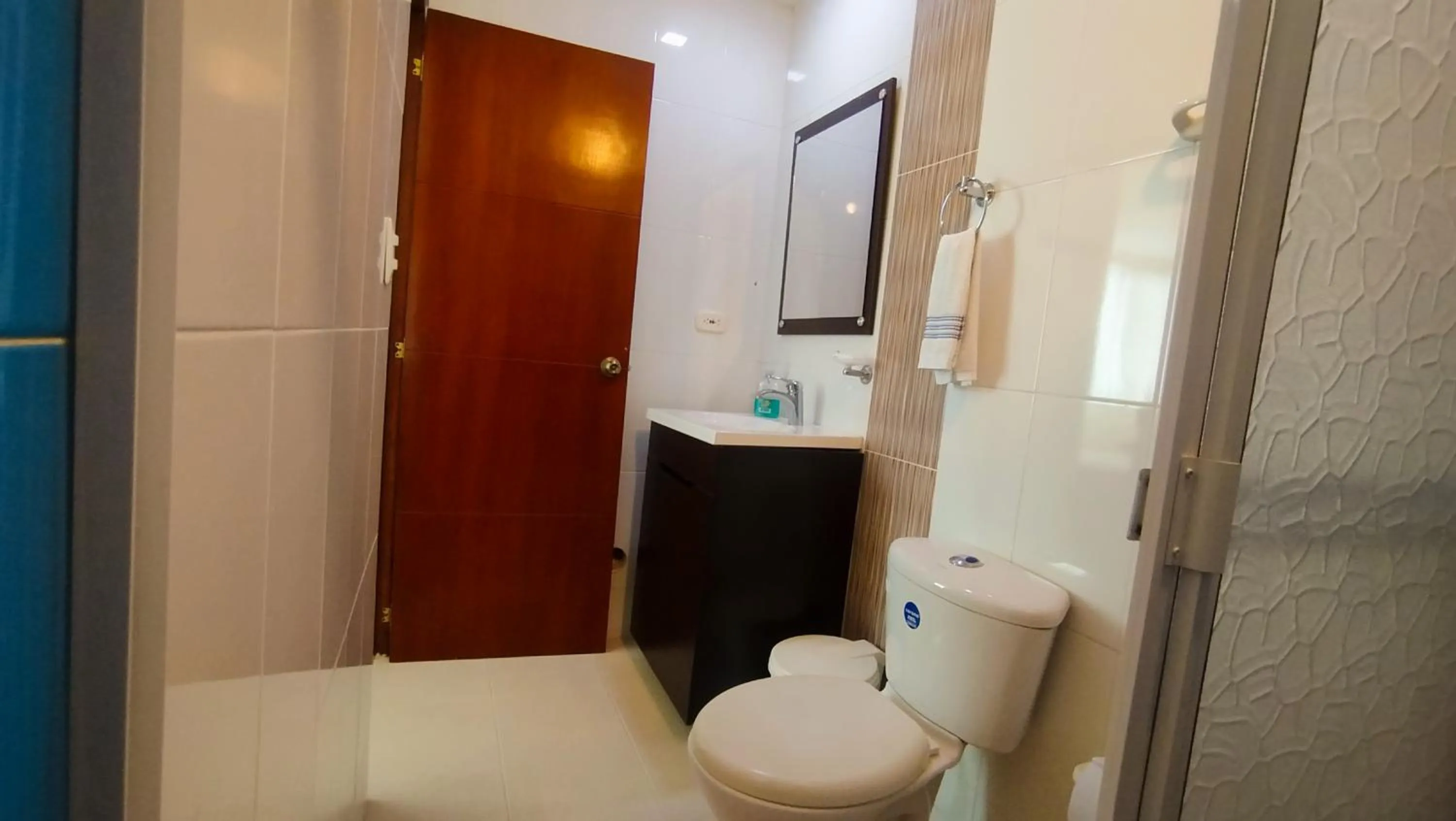 Shower in Casa Luna Hotel