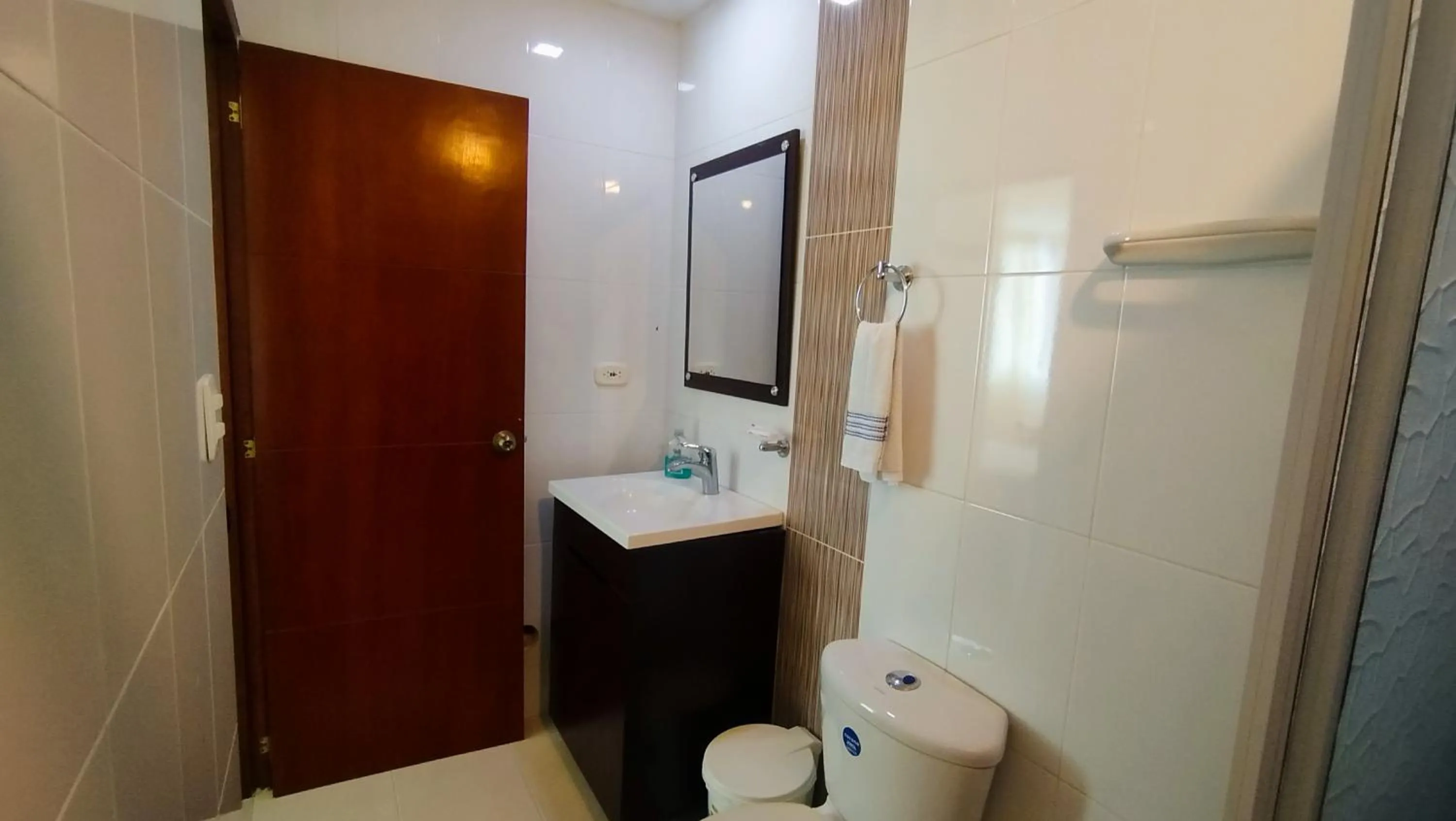 Shower in Casa Luna Hotel