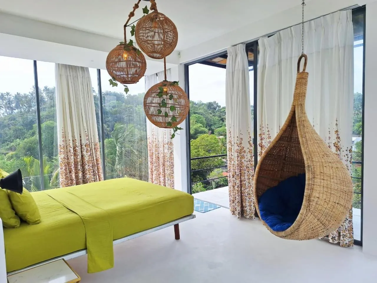 Bedroom in X Mirissa