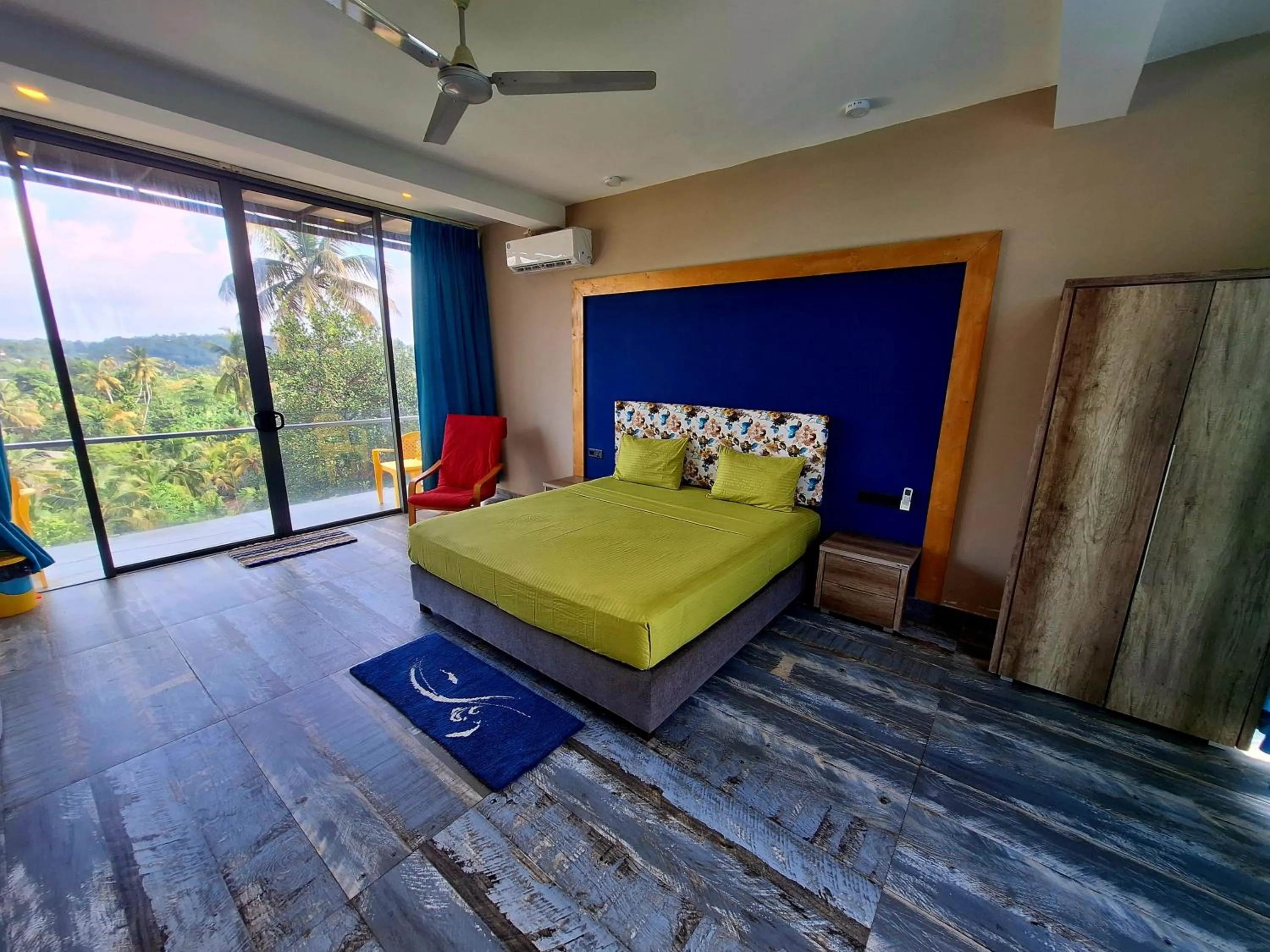 Photo of the whole room, Bed in X Mirissa
