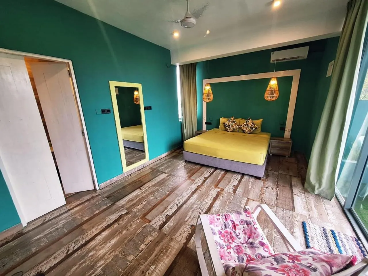 Bedroom, Bed in X Mirissa