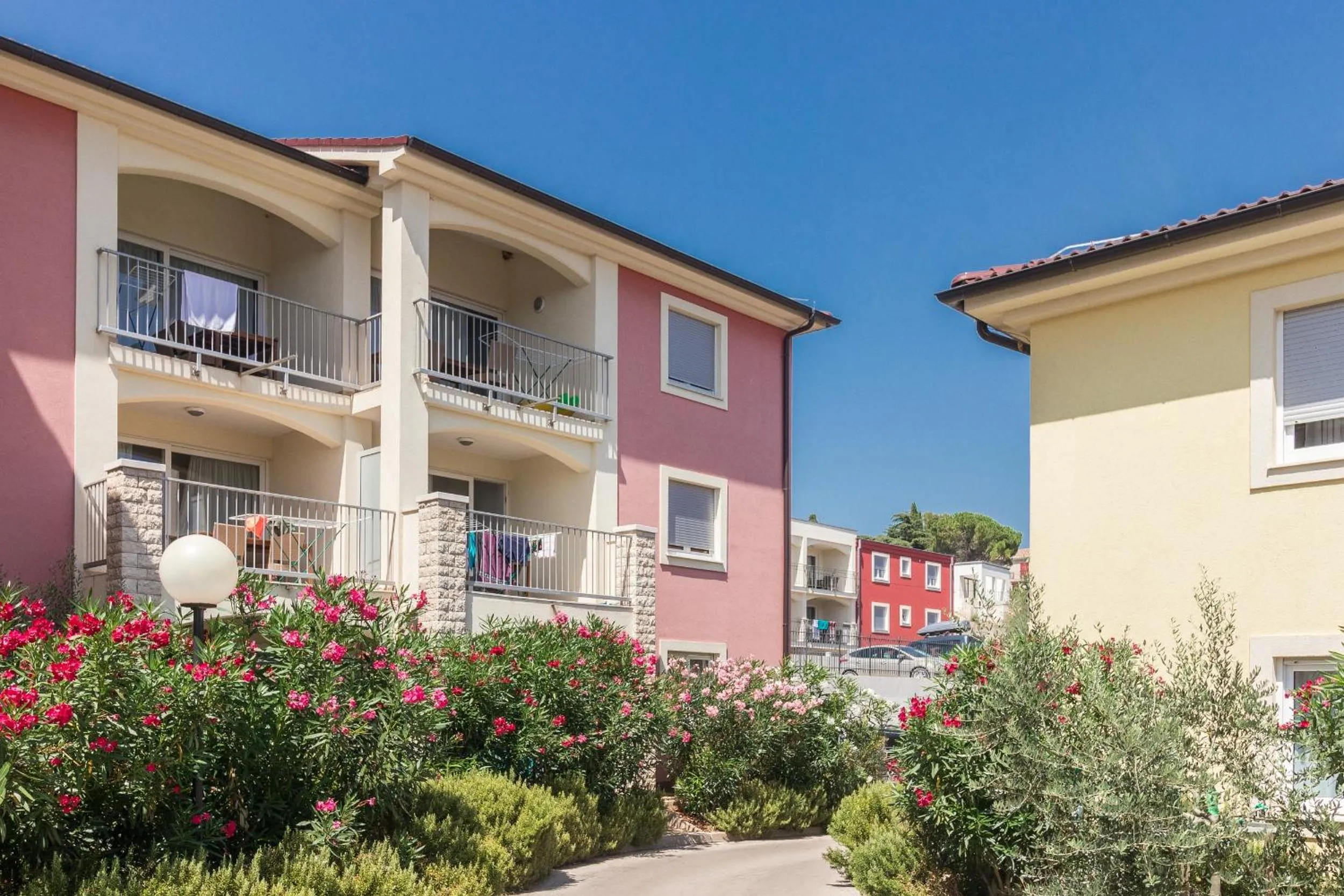 Property building in Residence Superior Del Mar