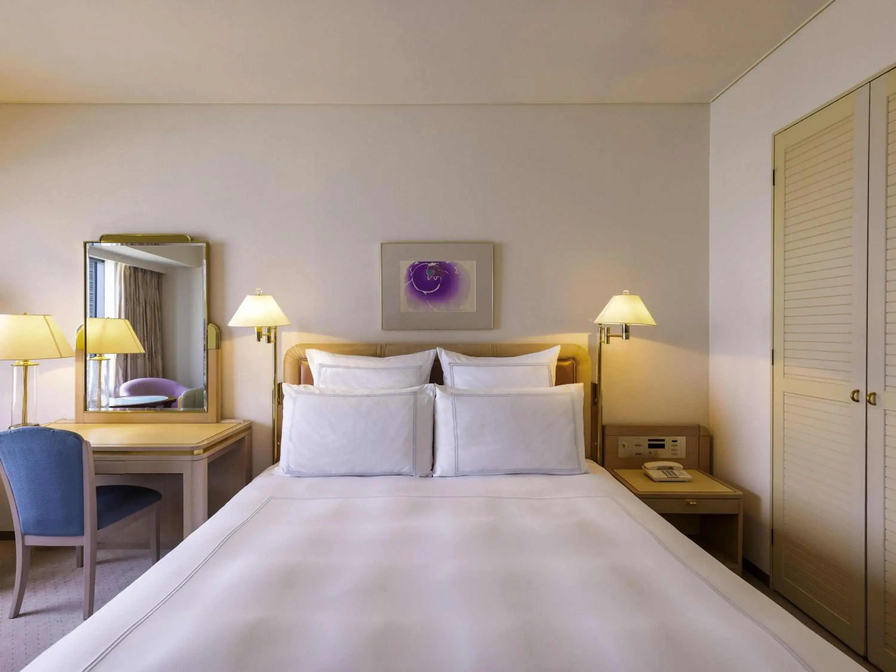 Bedroom, Bed in Swissotel Nankai Osaka Bedroom, Bed in Swissotel Nankai Osaka