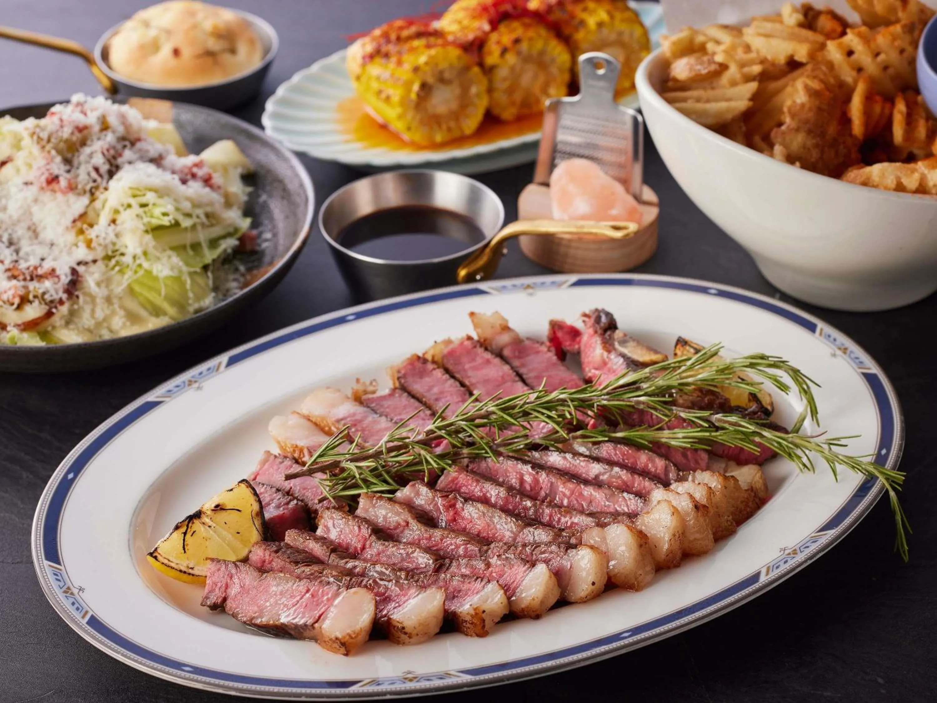 Restaurant/places to eat in Swissotel Nankai Osaka