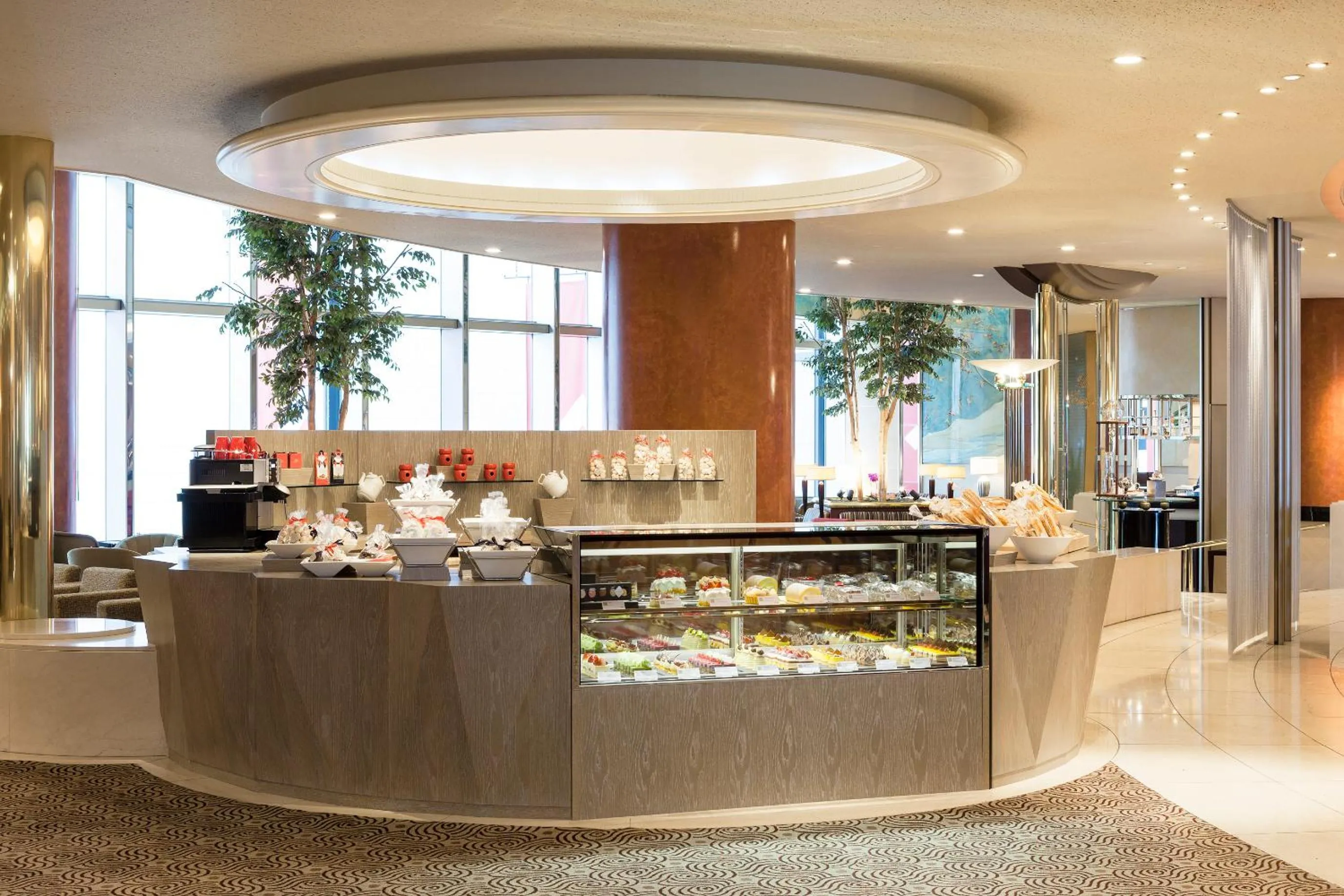 Restaurant/places to eat in Swissotel Nankai Osaka