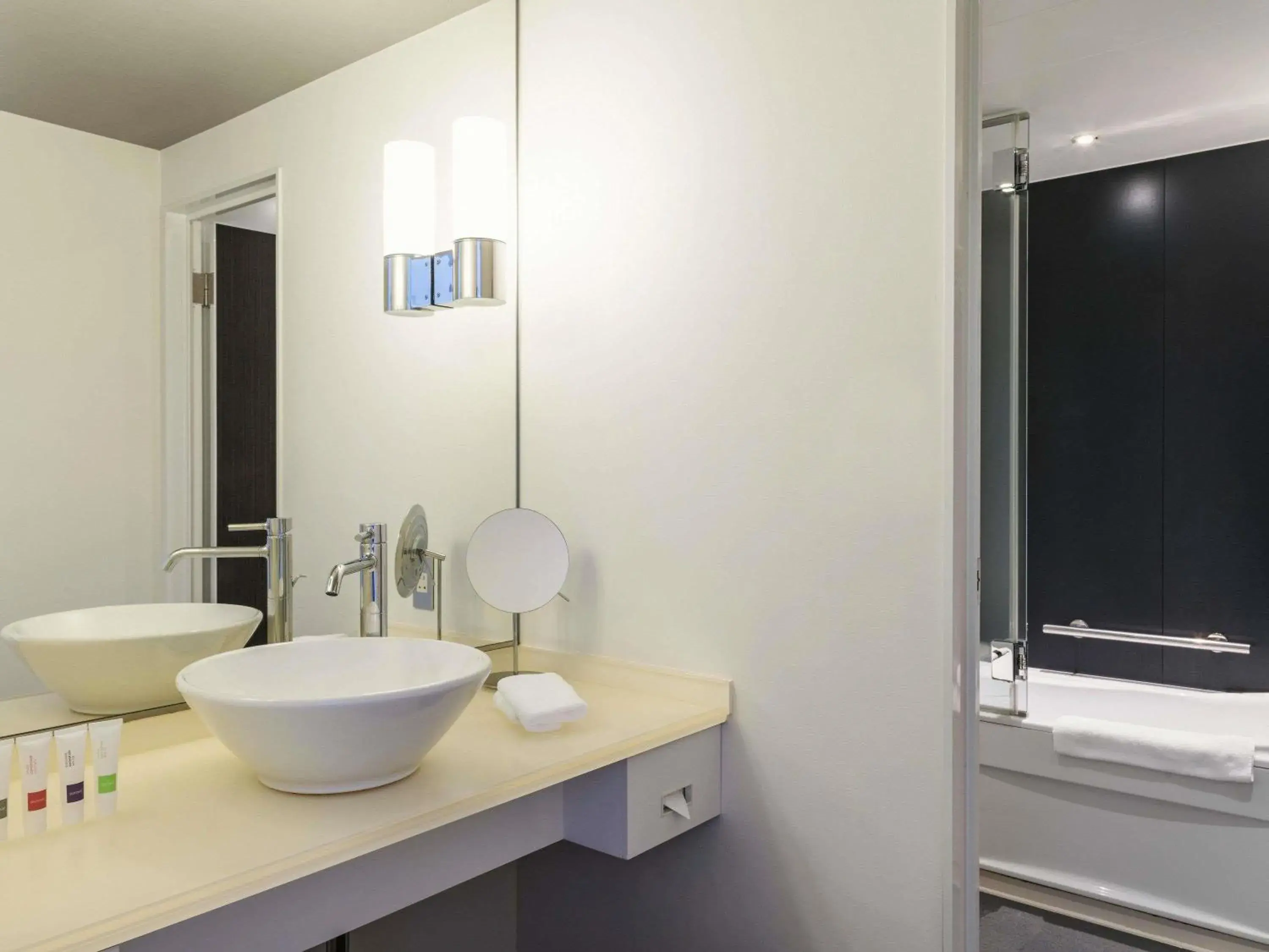 Bedroom in Swissotel Nankai Osaka Bedroom in Swissotel Nankai Osaka