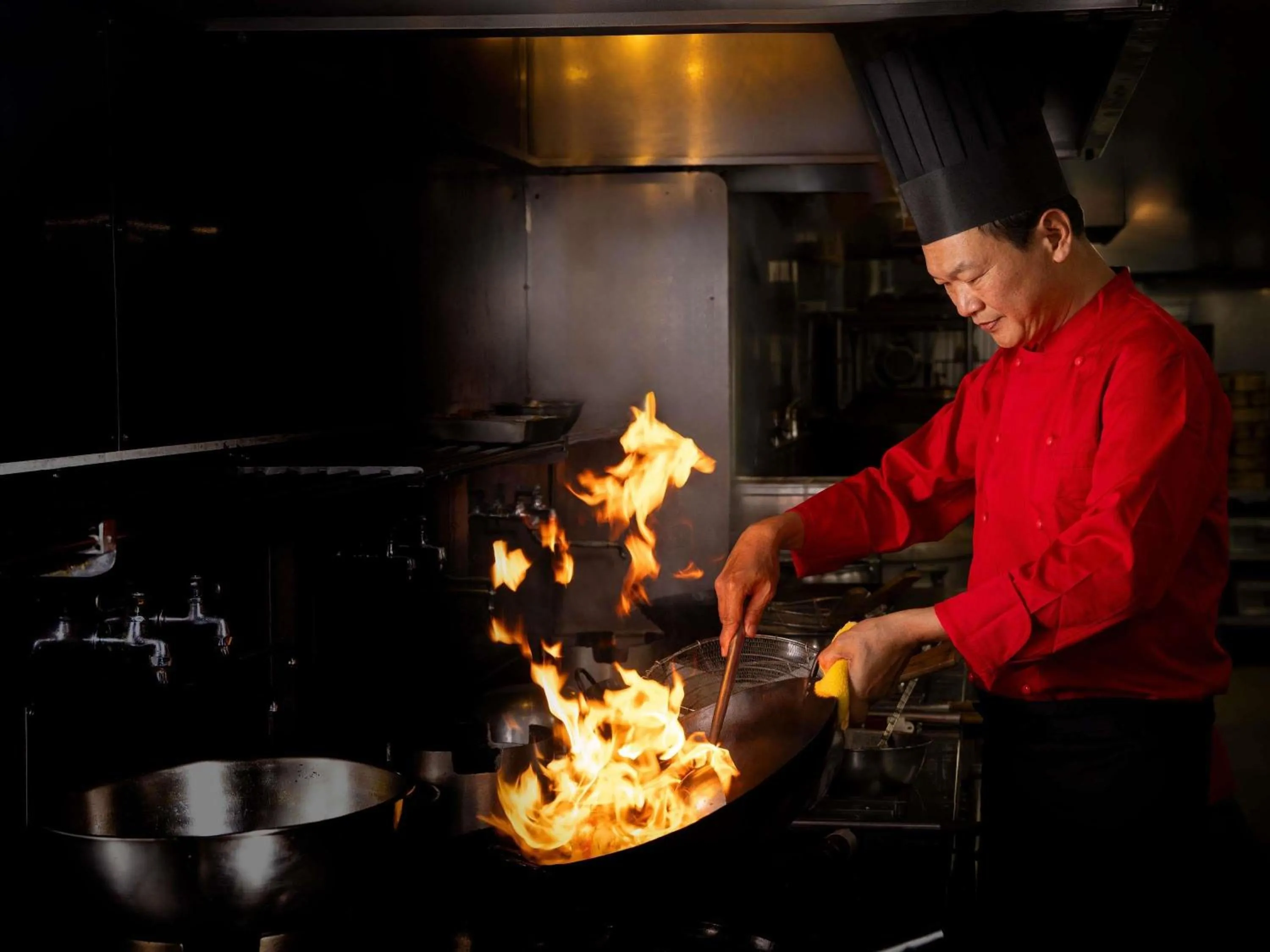 Restaurant/places to eat in Swissotel Nankai Osaka