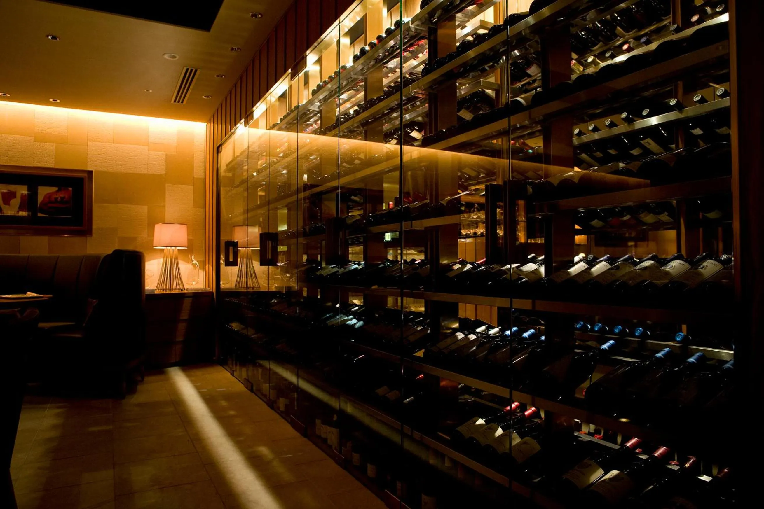 Restaurant/places to eat in Swissotel Nankai Osaka