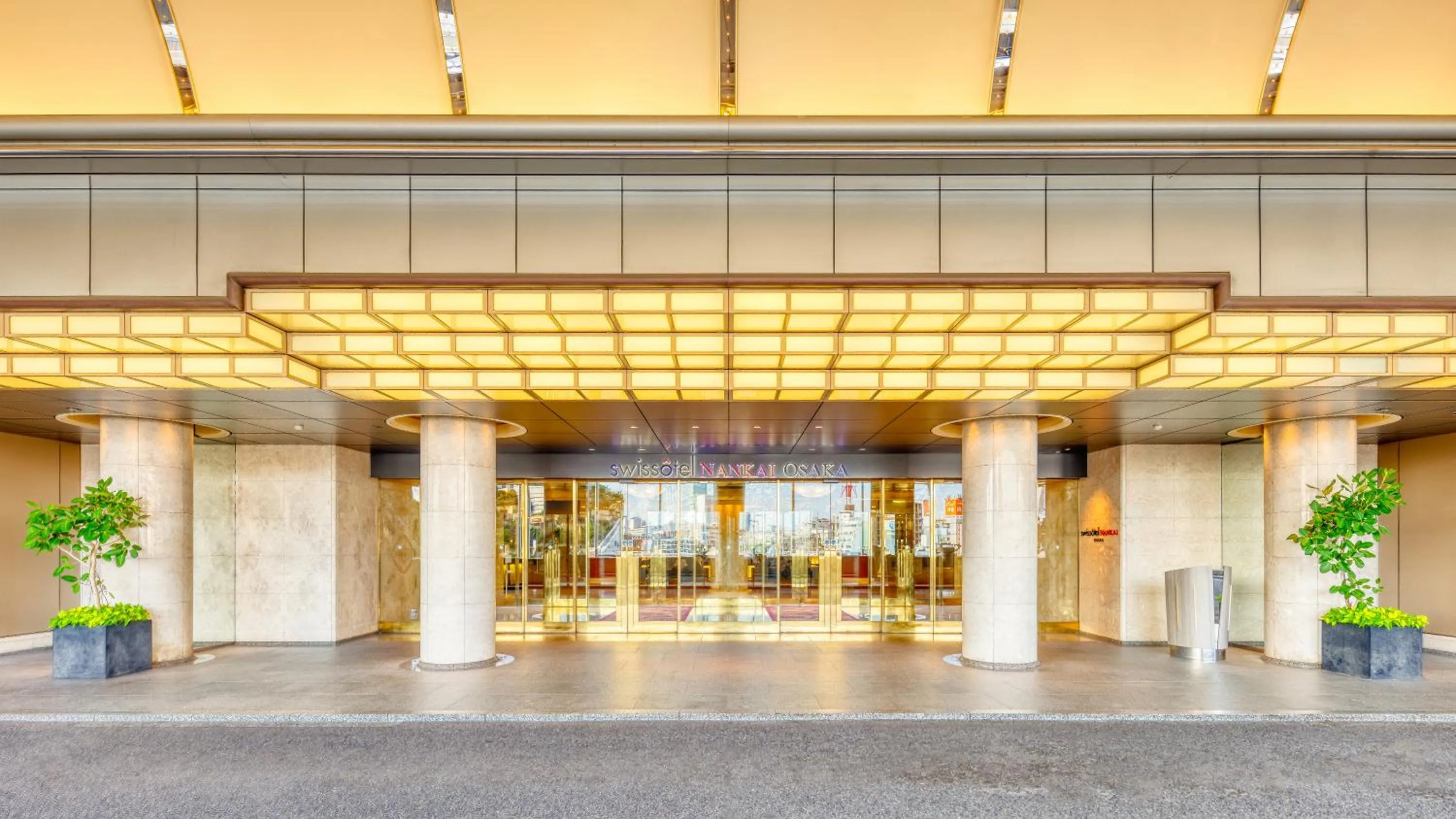 Facade/entrance in Swissotel Nankai Osaka