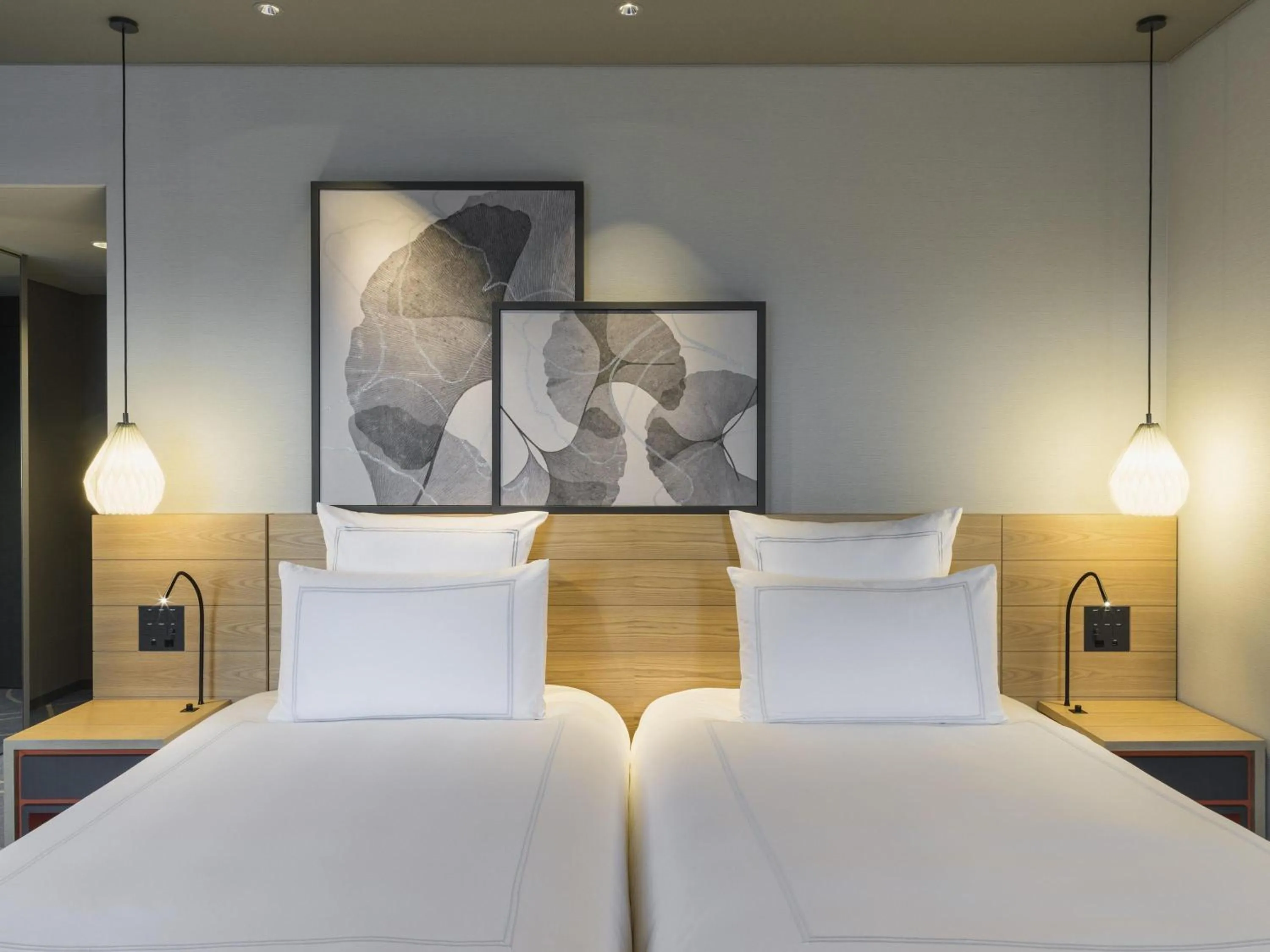 Bedroom, Bed in Swissotel Nankai Osaka