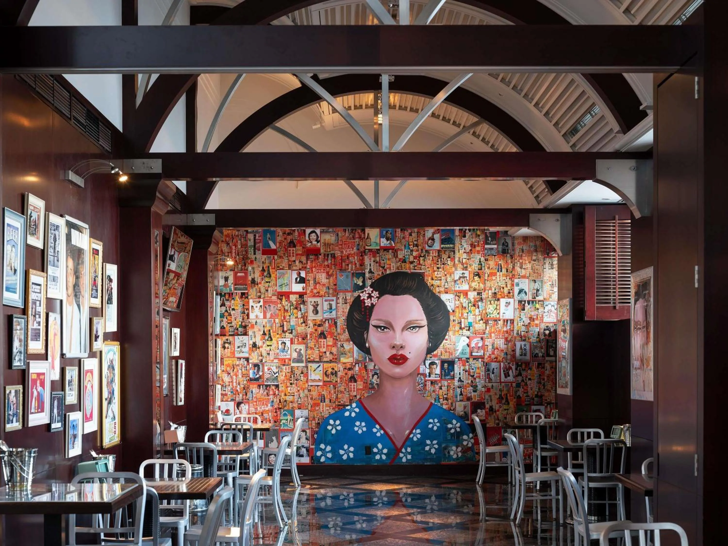 Restaurant/places to eat in Swissotel Nankai Osaka