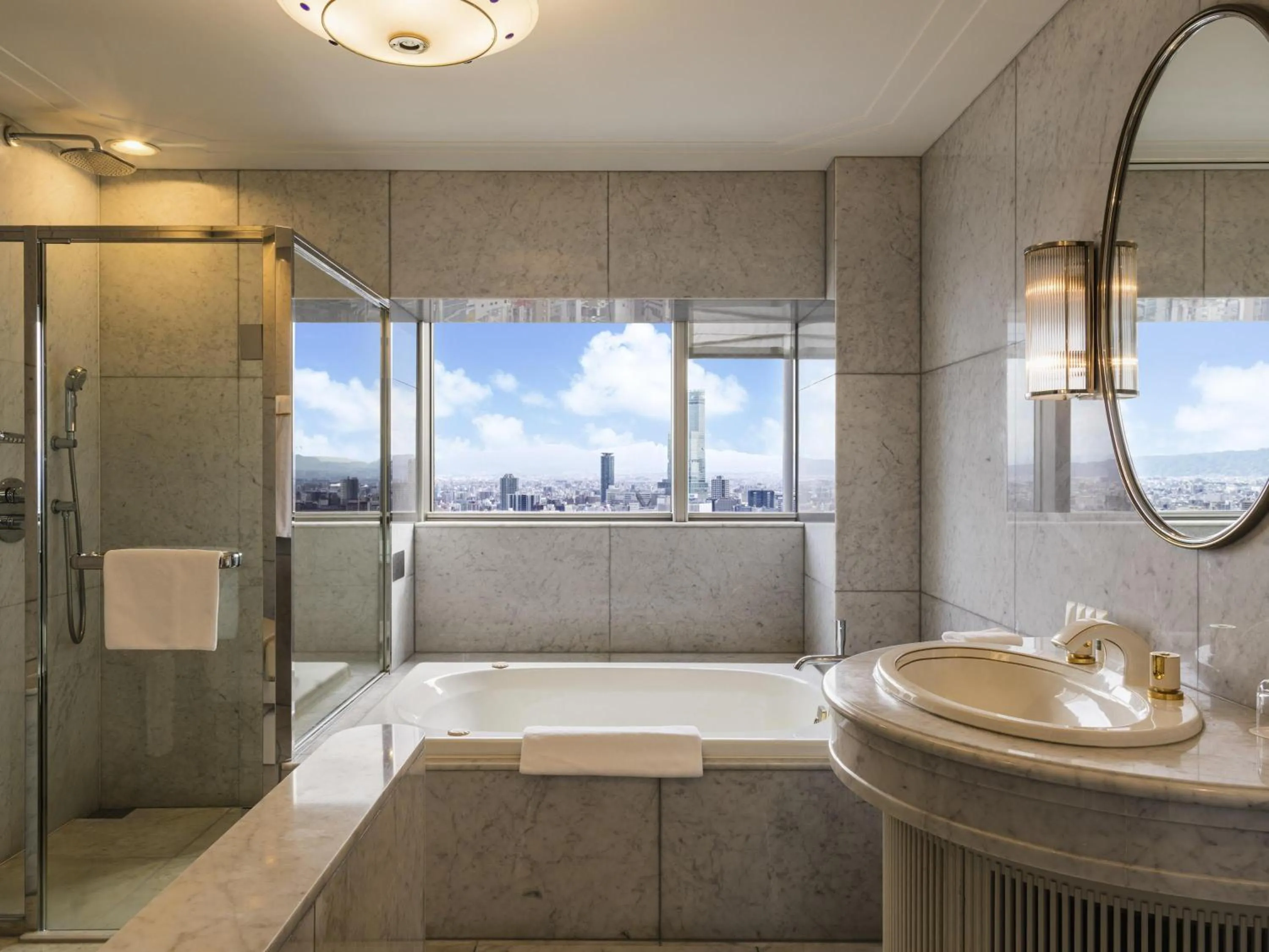 Bedroom in Swissotel Nankai Osaka