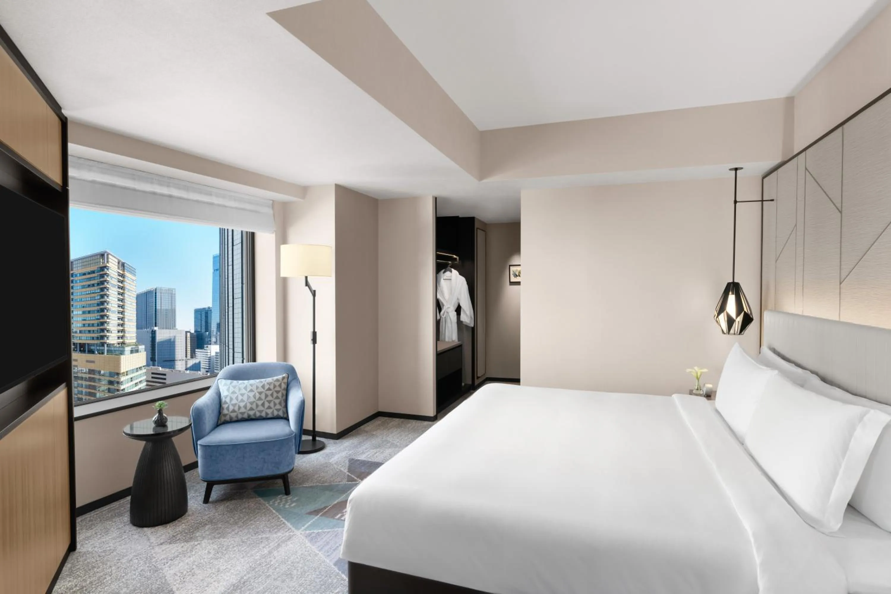 Photo of the whole room, Bed in ANA InterContinental Tokyo by IHG