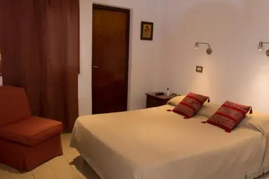 Economy Double or Twin Room in Hotel Residencial España Economy Double or Twin Room in Hotel Residencial España