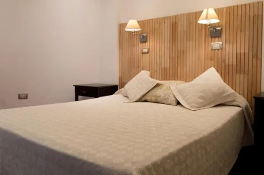 Bed in Hotel Residencial España