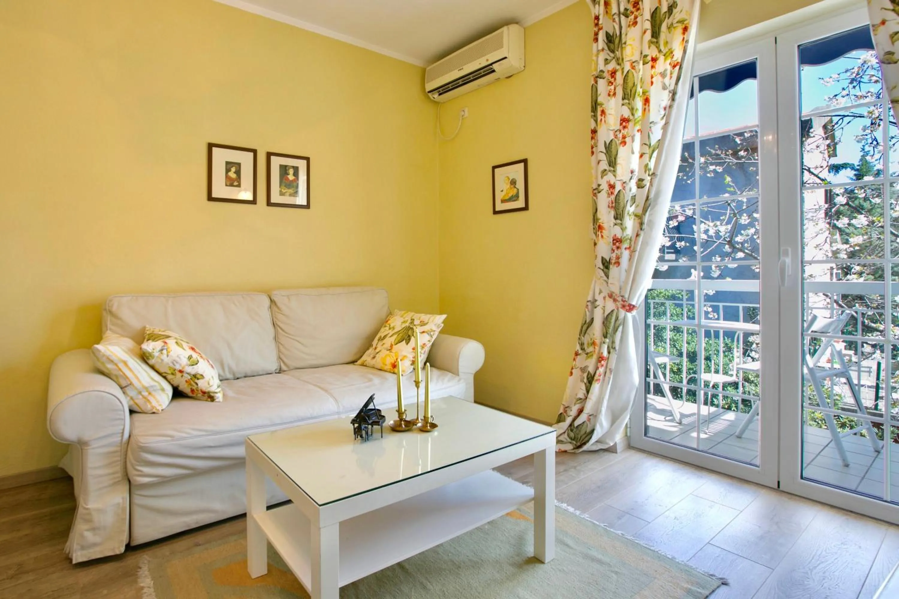 Balcony/Terrace in Marinero Apartments