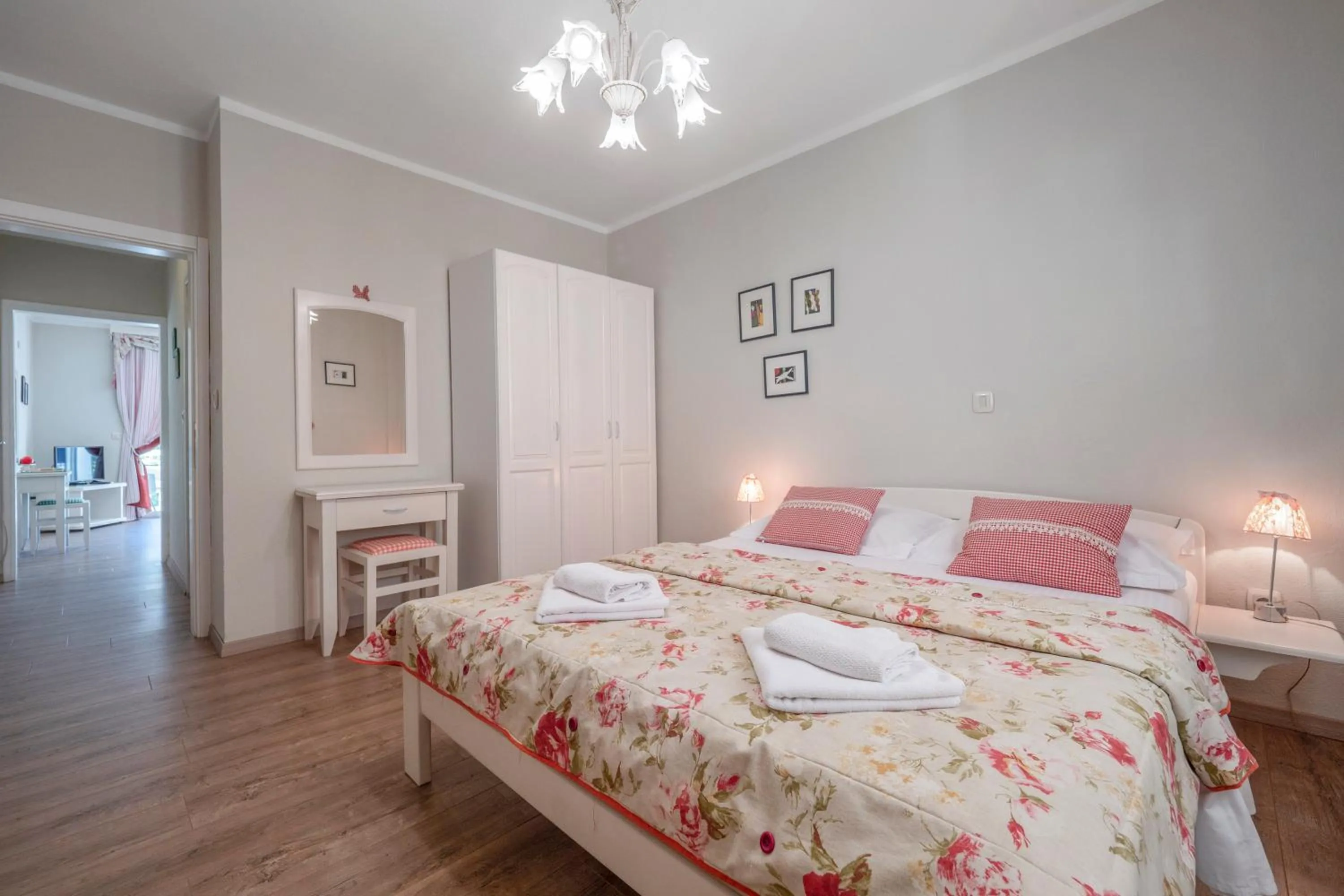 Bed in Marinero Apartments