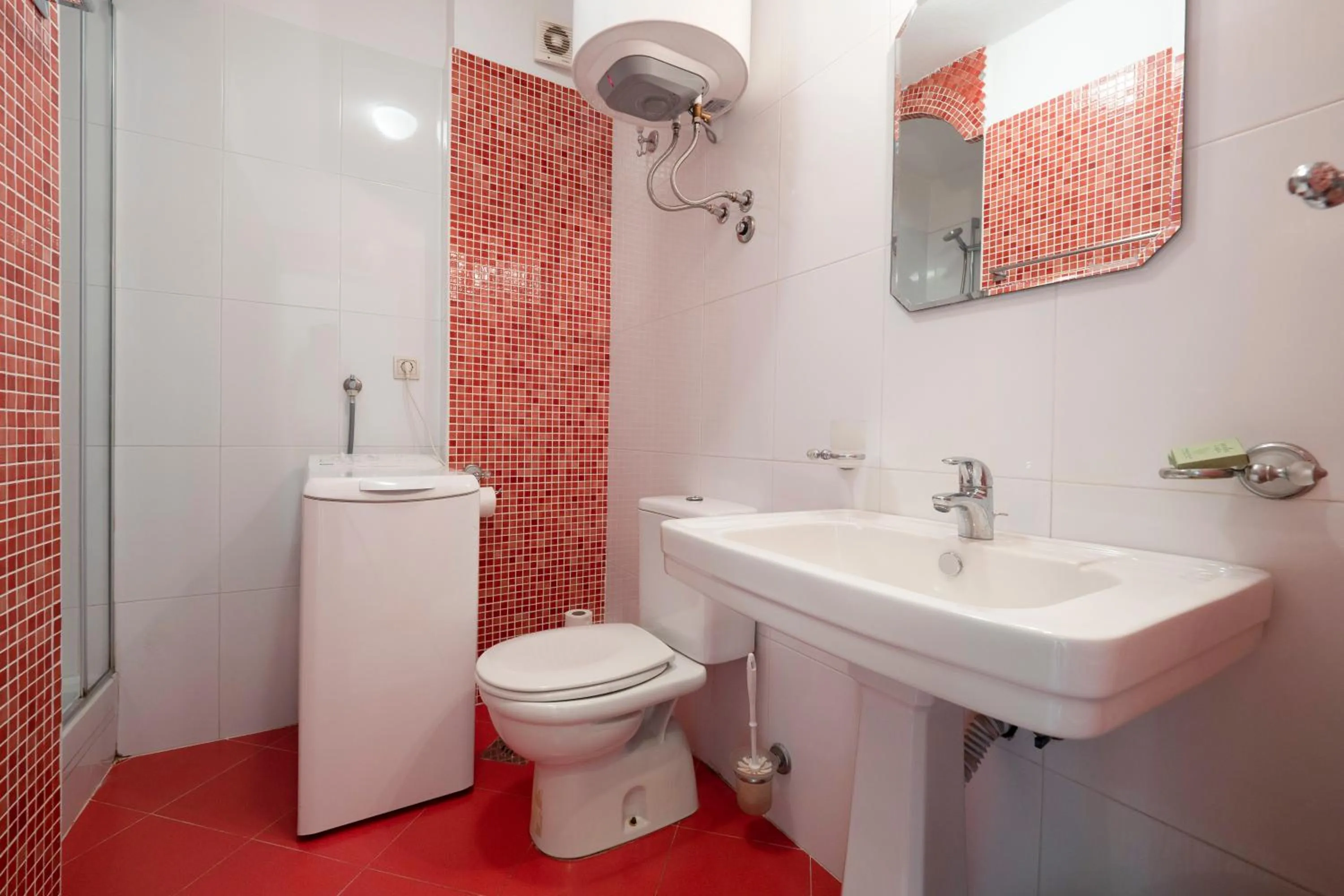 Toilet in Marinero Apartments