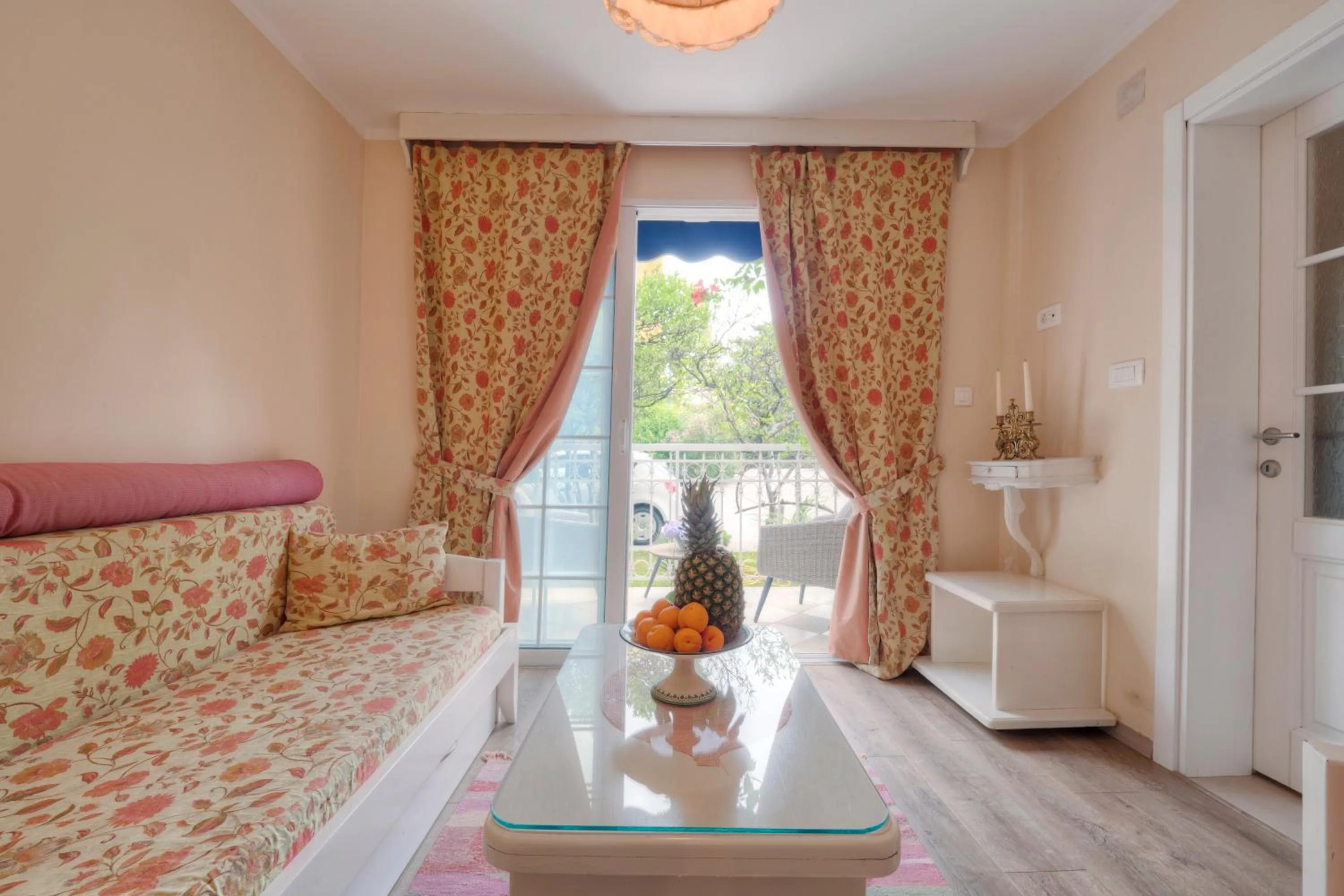 Living room in Marinero Apartments