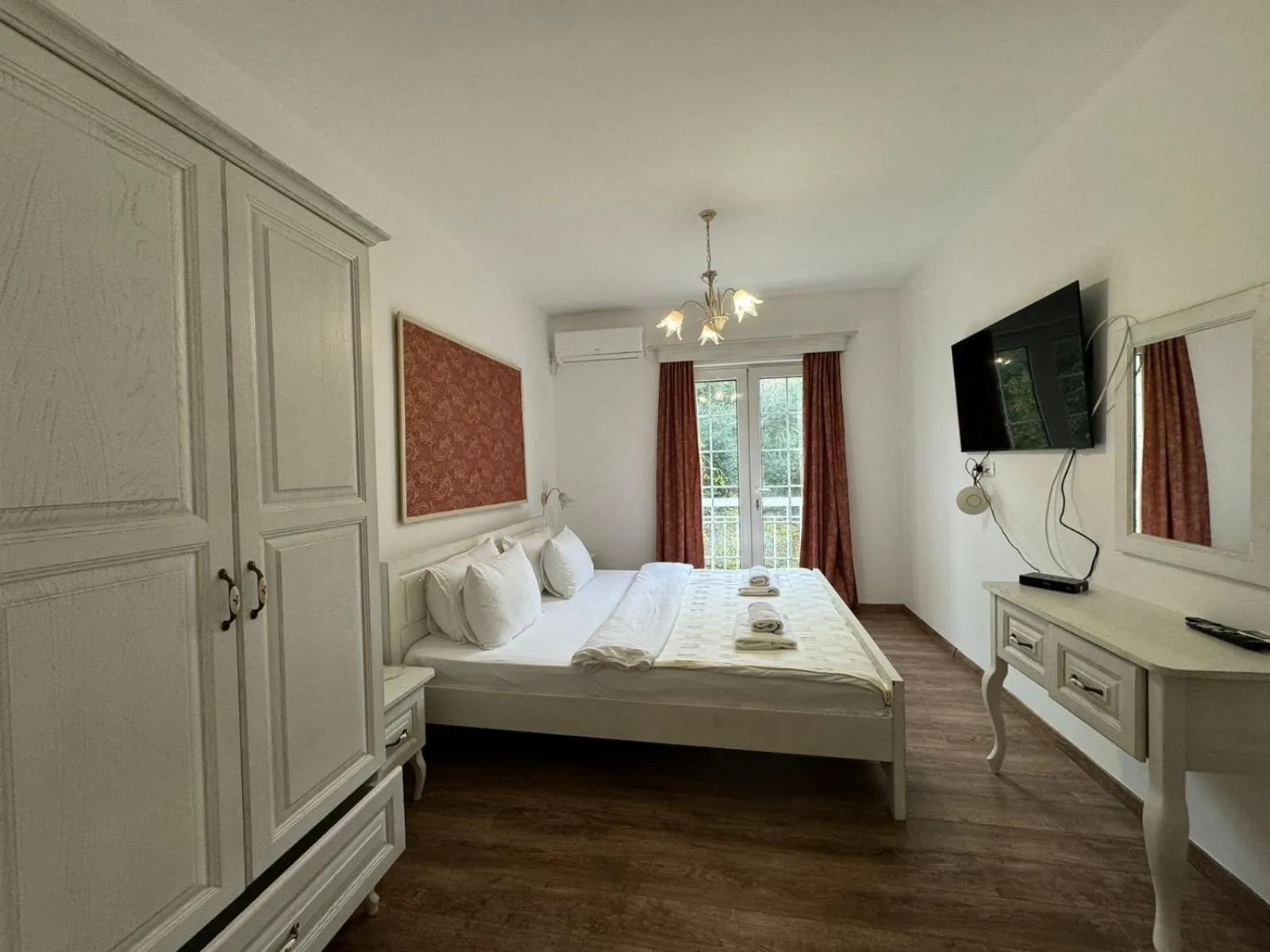 Bed in Marinero Apartments