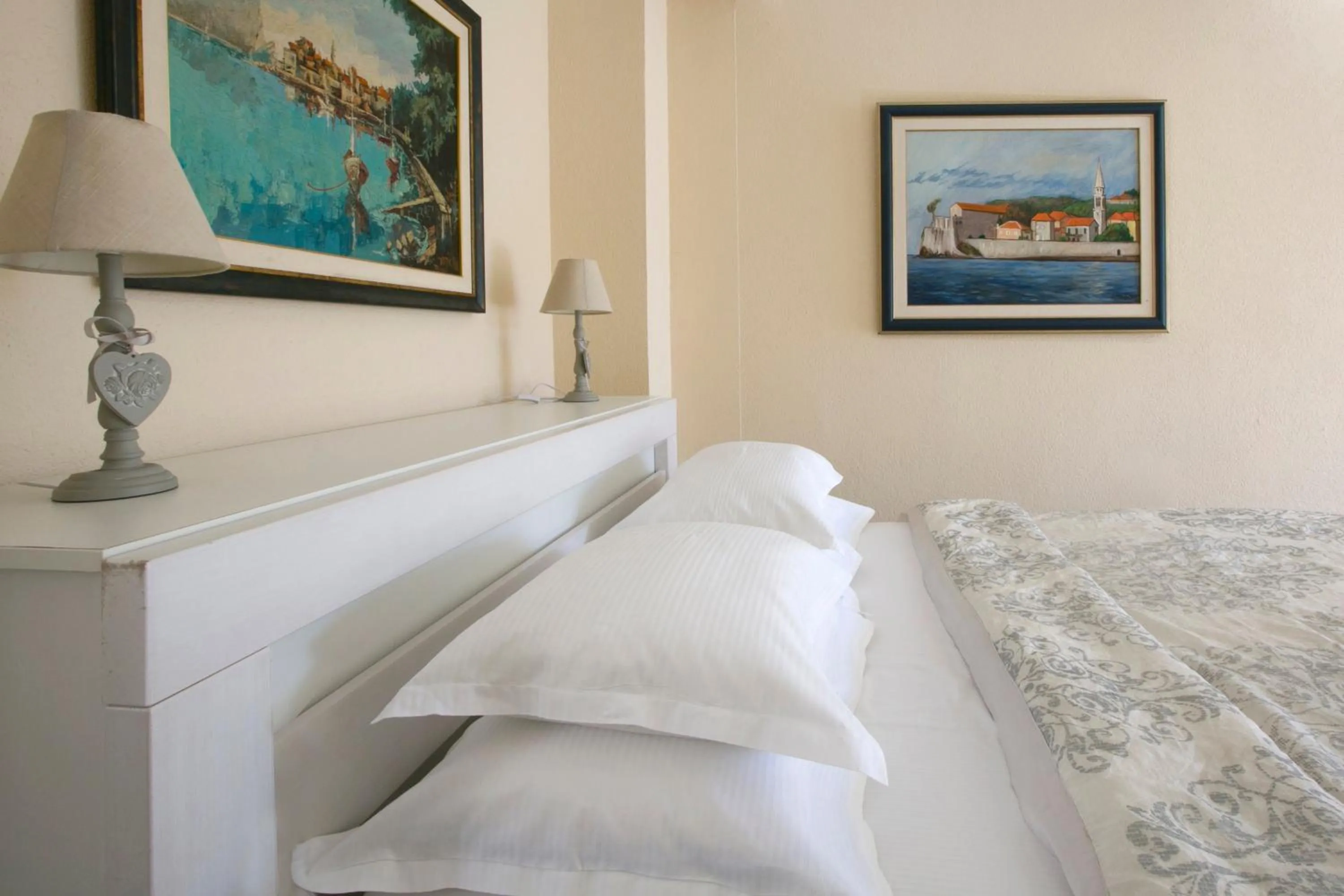 Bedroom, Bed in Marinero Apartments