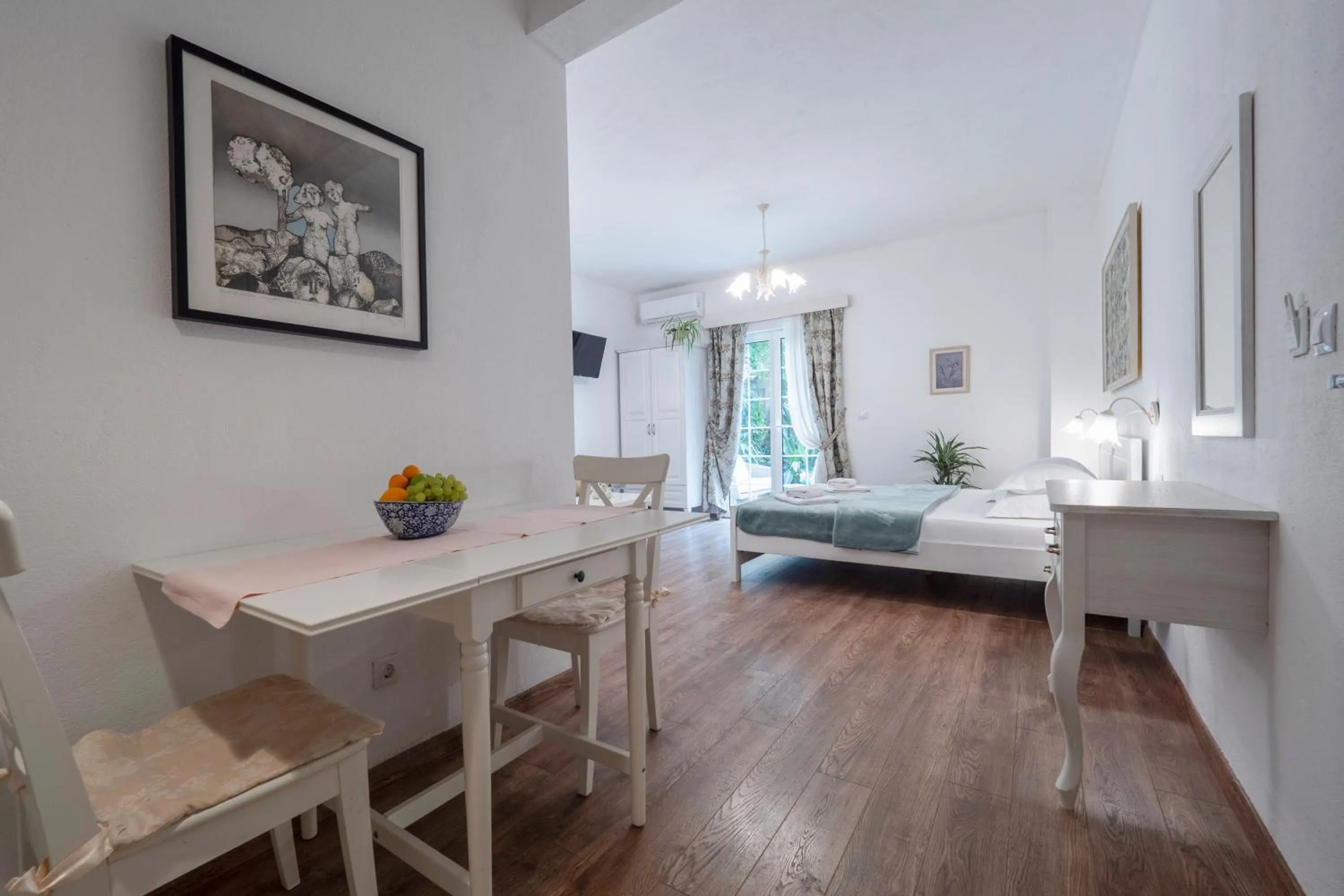 Living room, Bed in Marinero Apartments