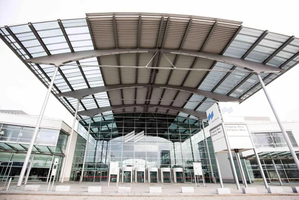 My room serviced apartment-Messe