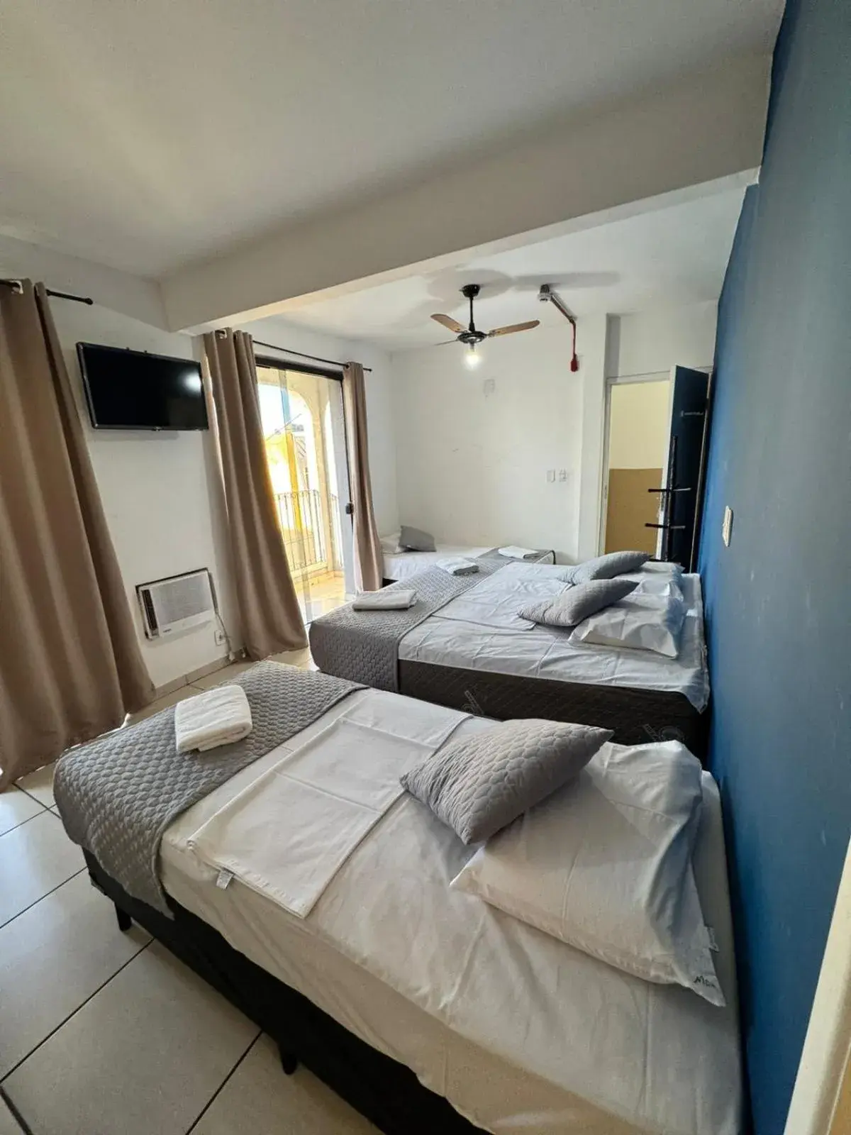 Family Room in Hotel Mão de Fatima Family Room in Hotel Mão de Fatima