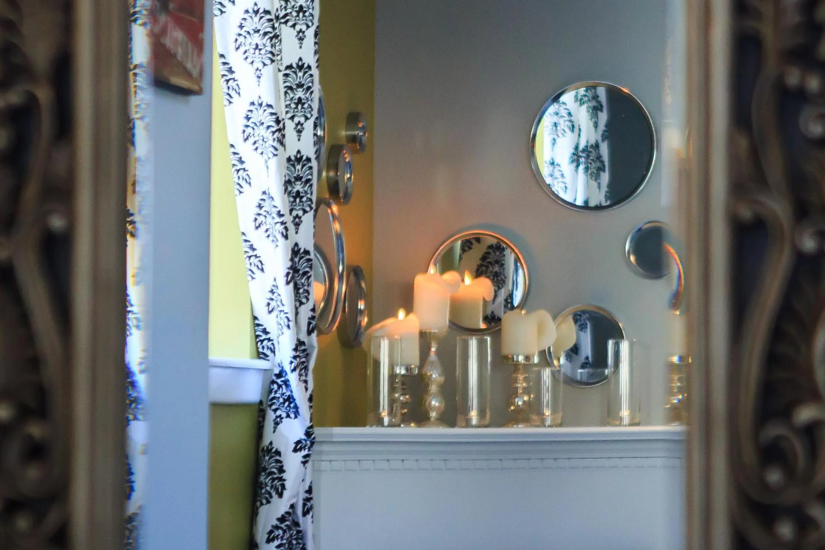 Restaurant/places to eat in Monastery Hotel