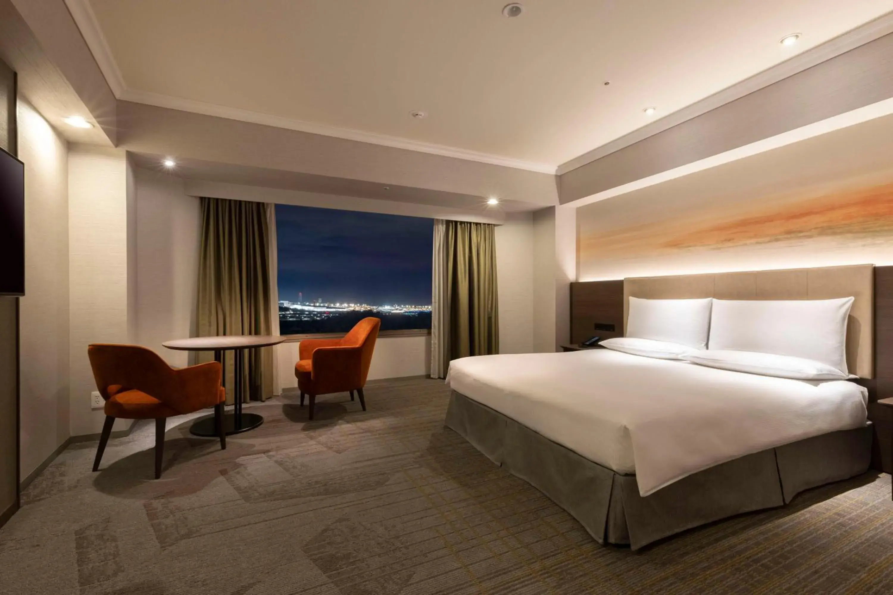 Bedroom, Bed in Hilton Tokyo Narita Airport Bedroom, Bed in Hilton Tokyo Narita Airport